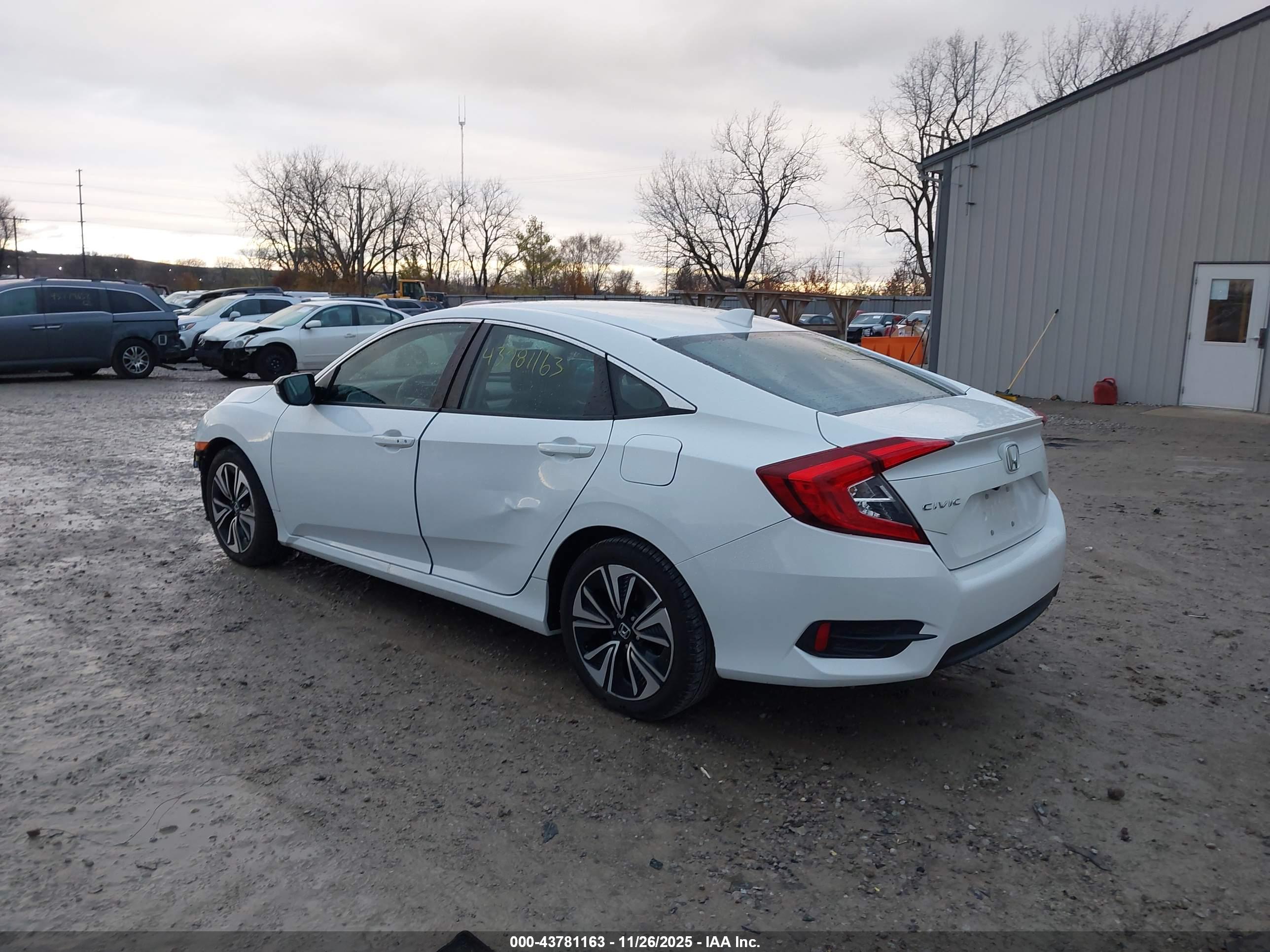 HONDA CIVIC image 3