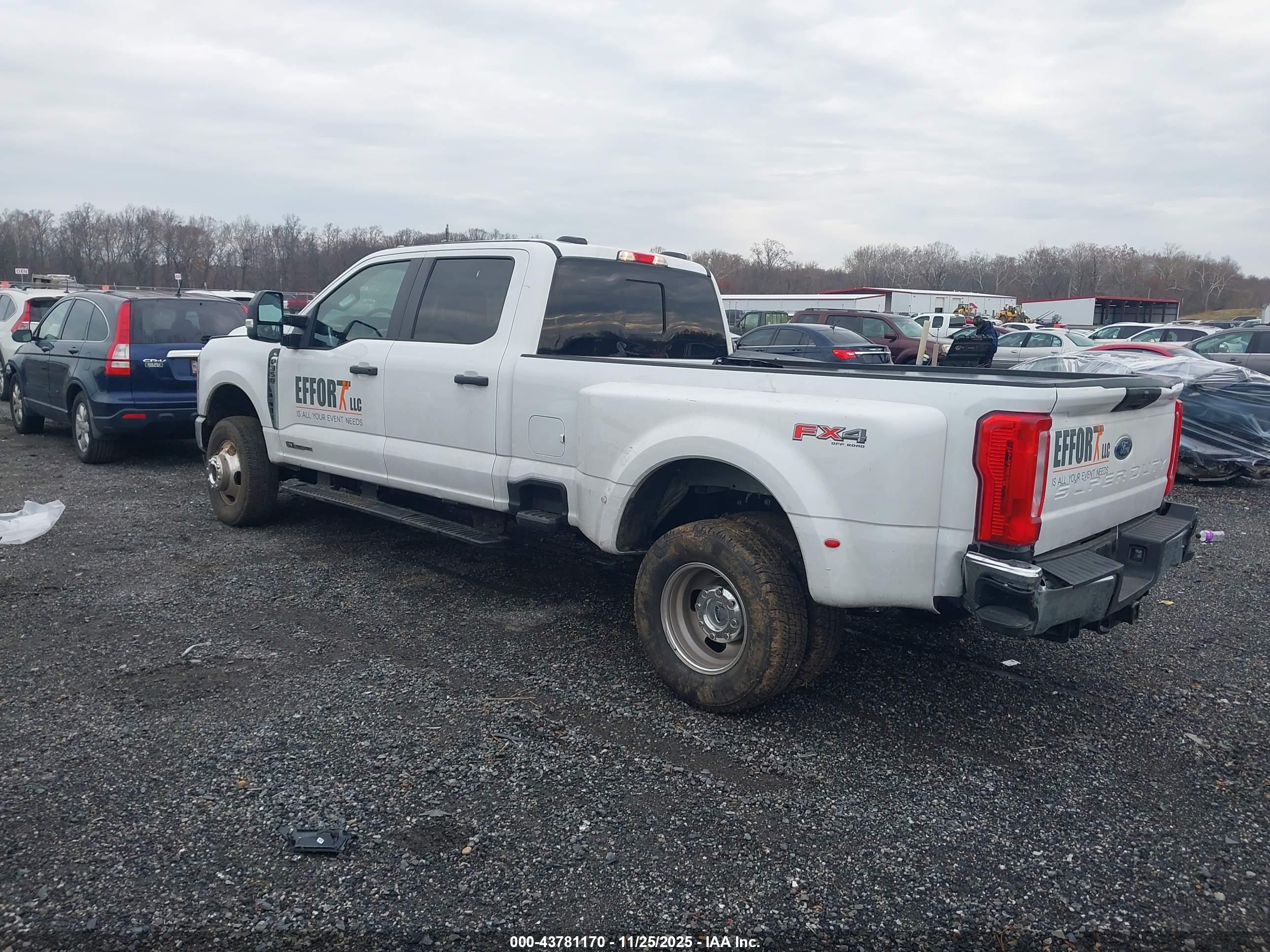 FORD F-350 image 3