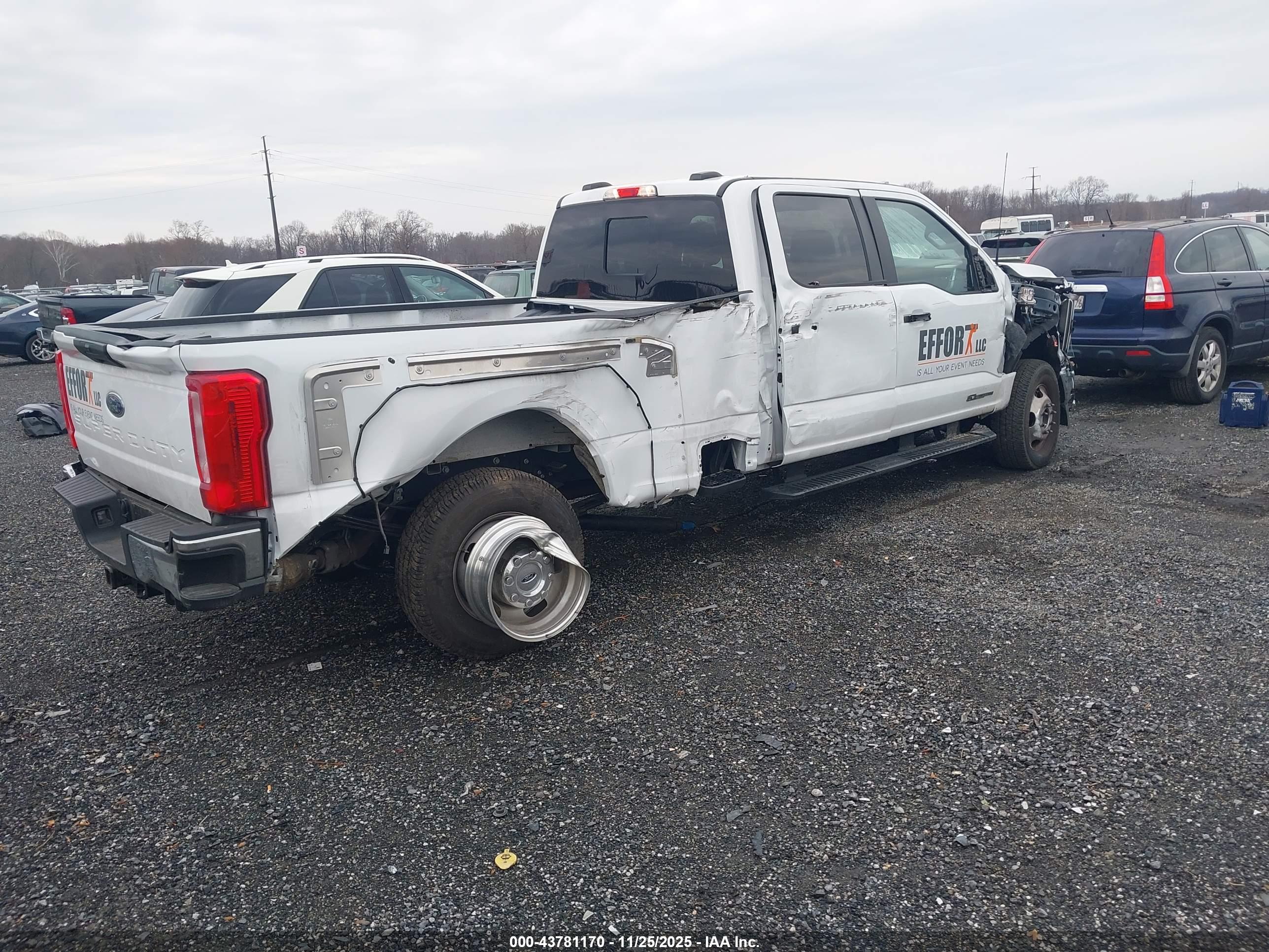FORD F-350 image 4
