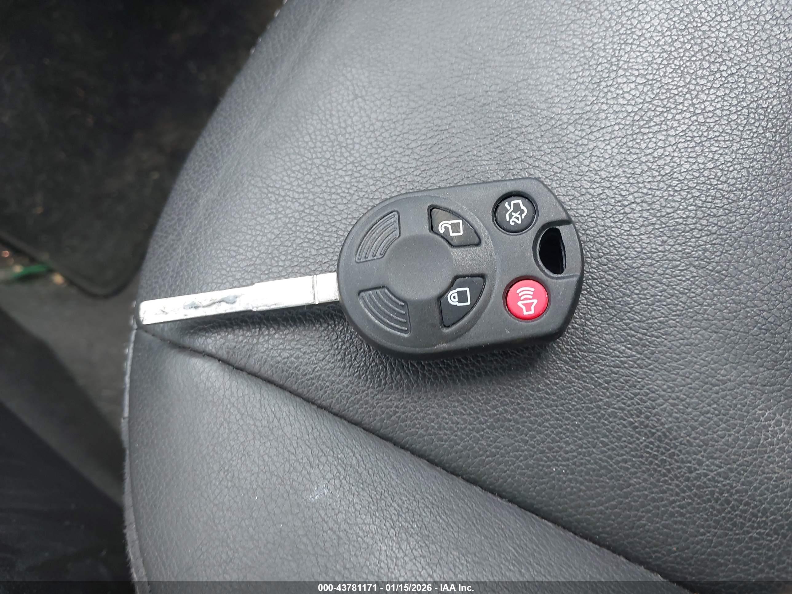 FORD ESCAPE image 11