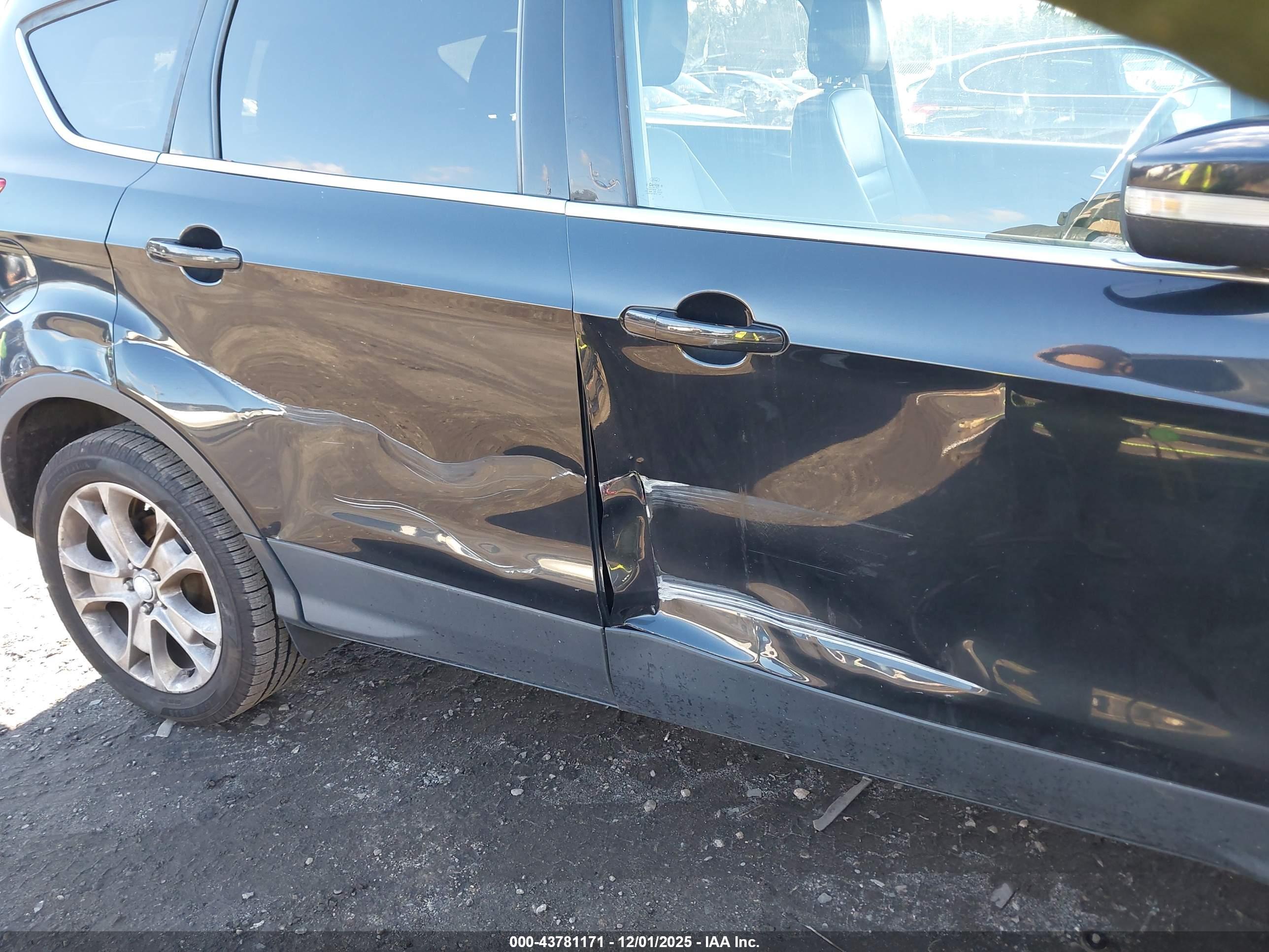 FORD ESCAPE image 6