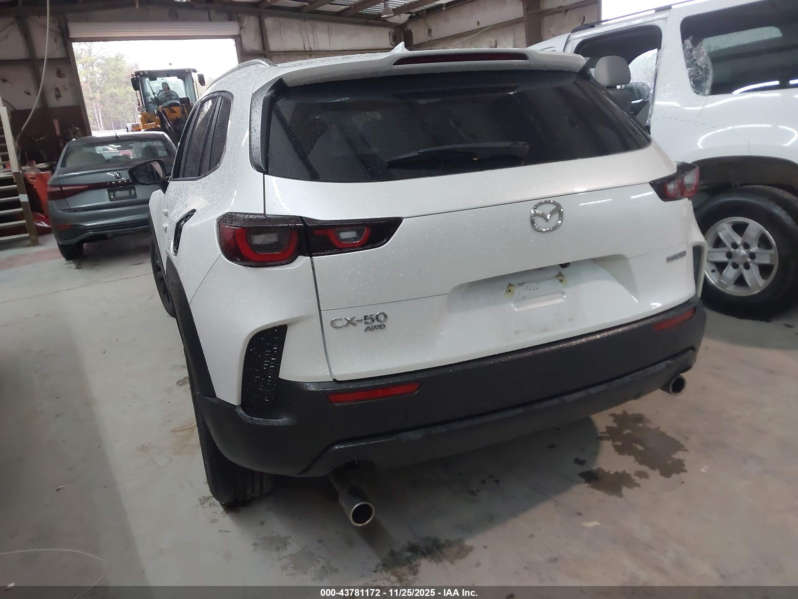 MAZDA CX-50 image 3