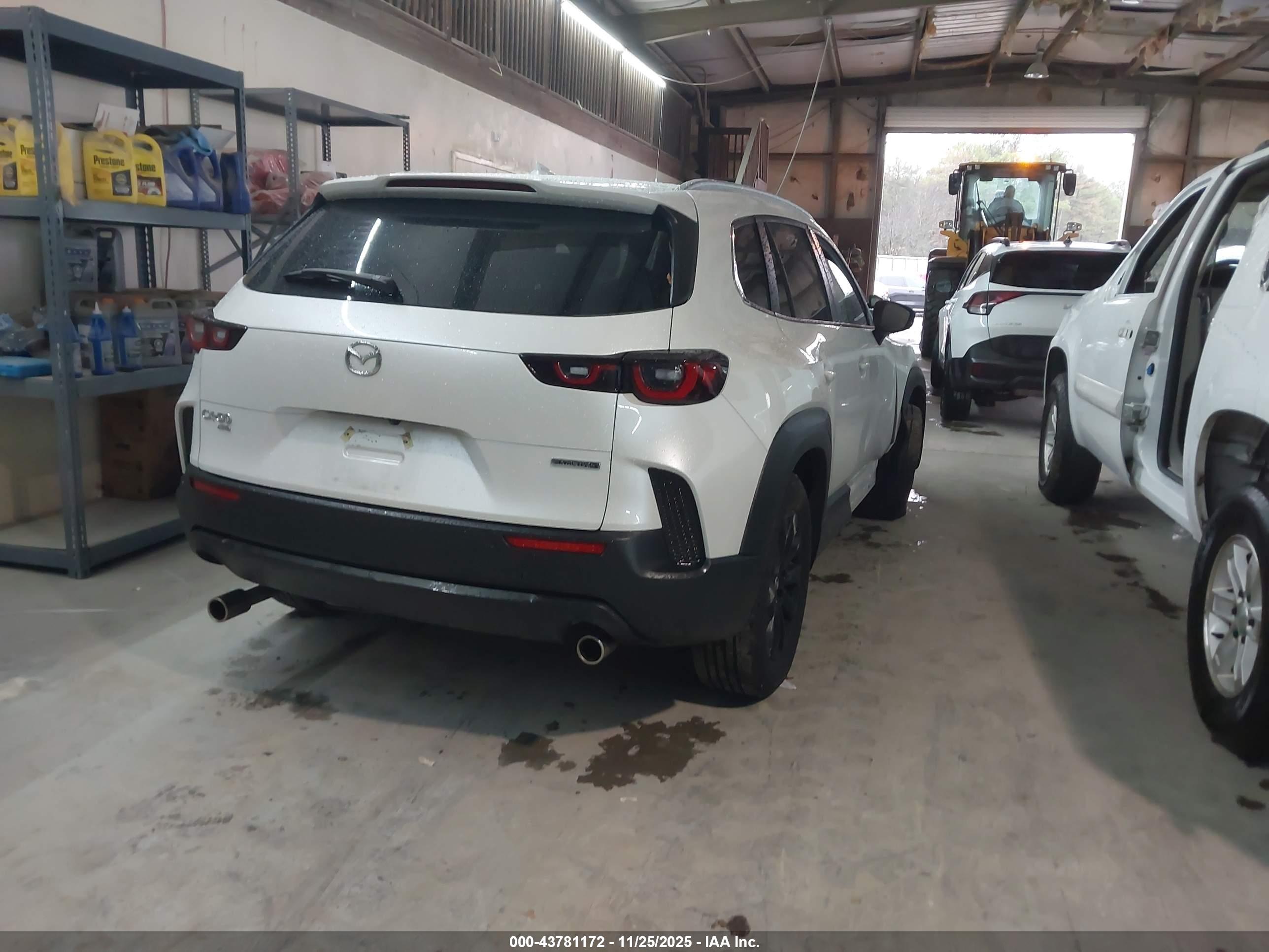 MAZDA CX-50 image 4