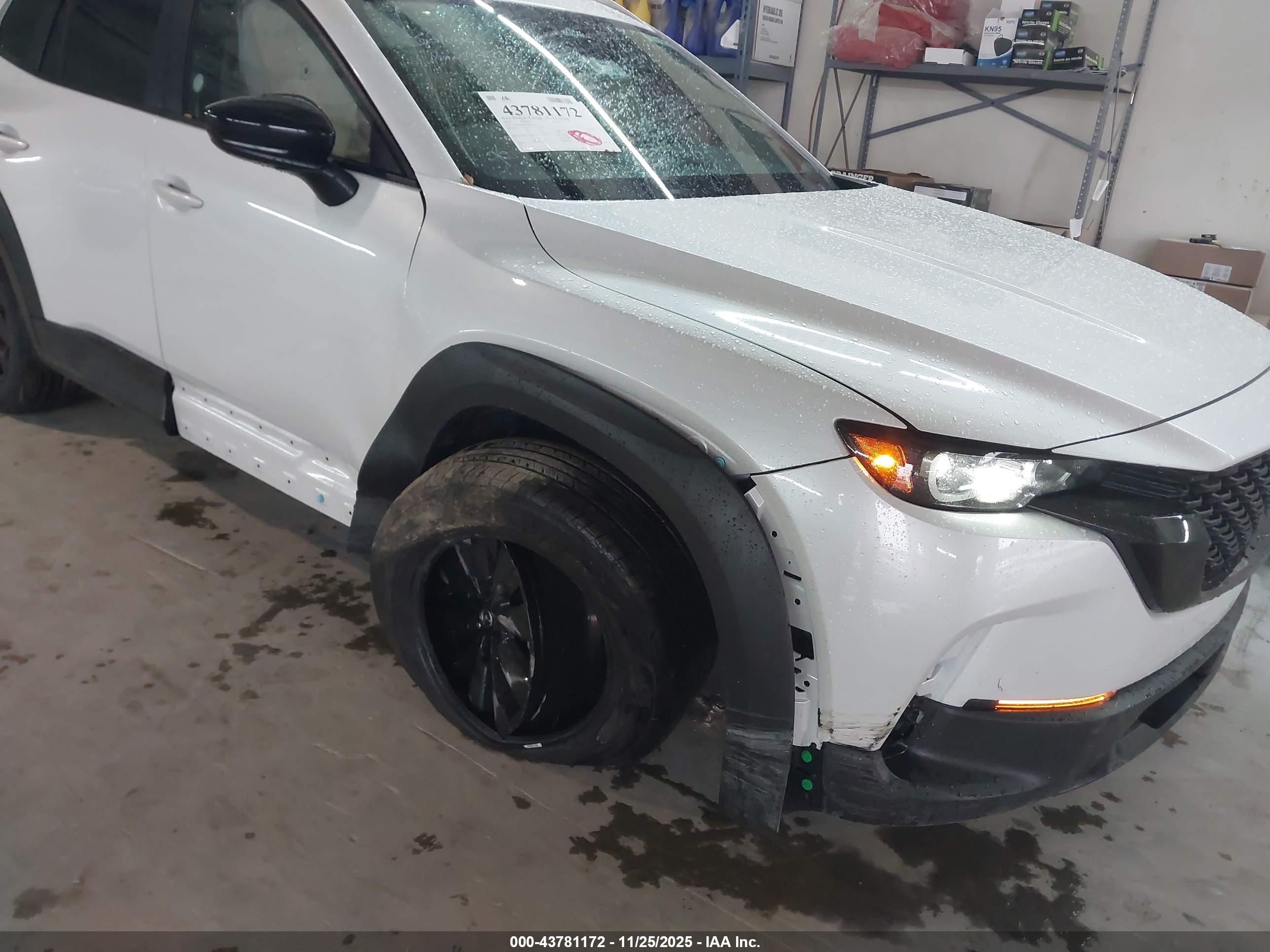 MAZDA CX-50 image 6