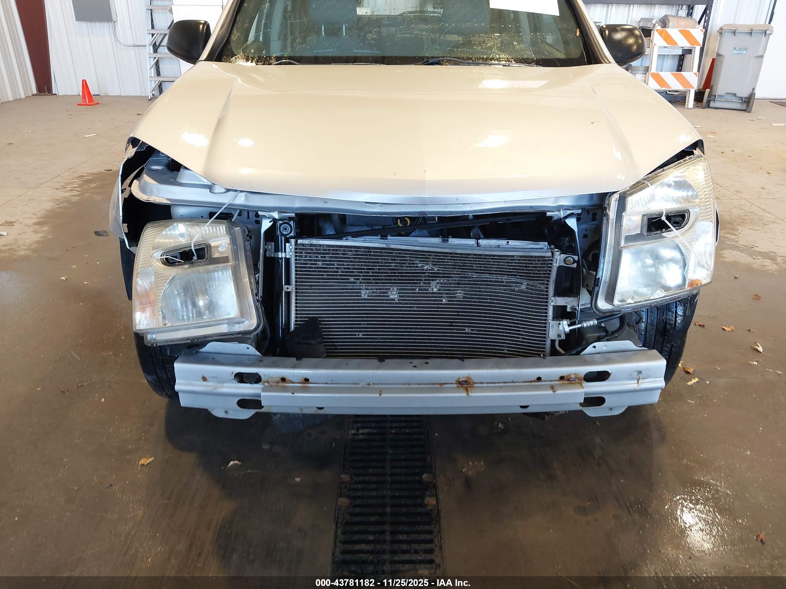 CHEVROLET EQUINOX image 6