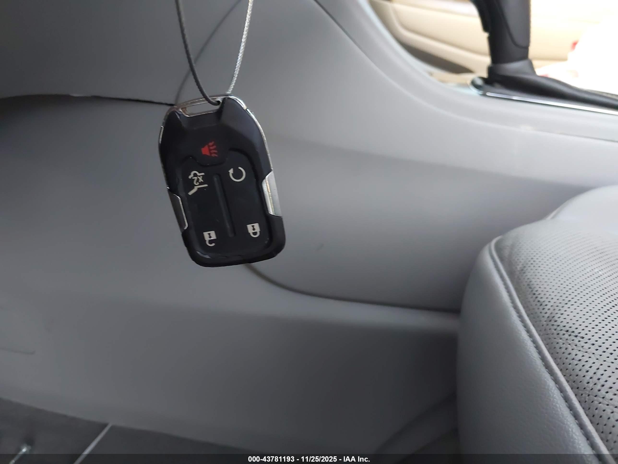 GMC ACADIA image 11