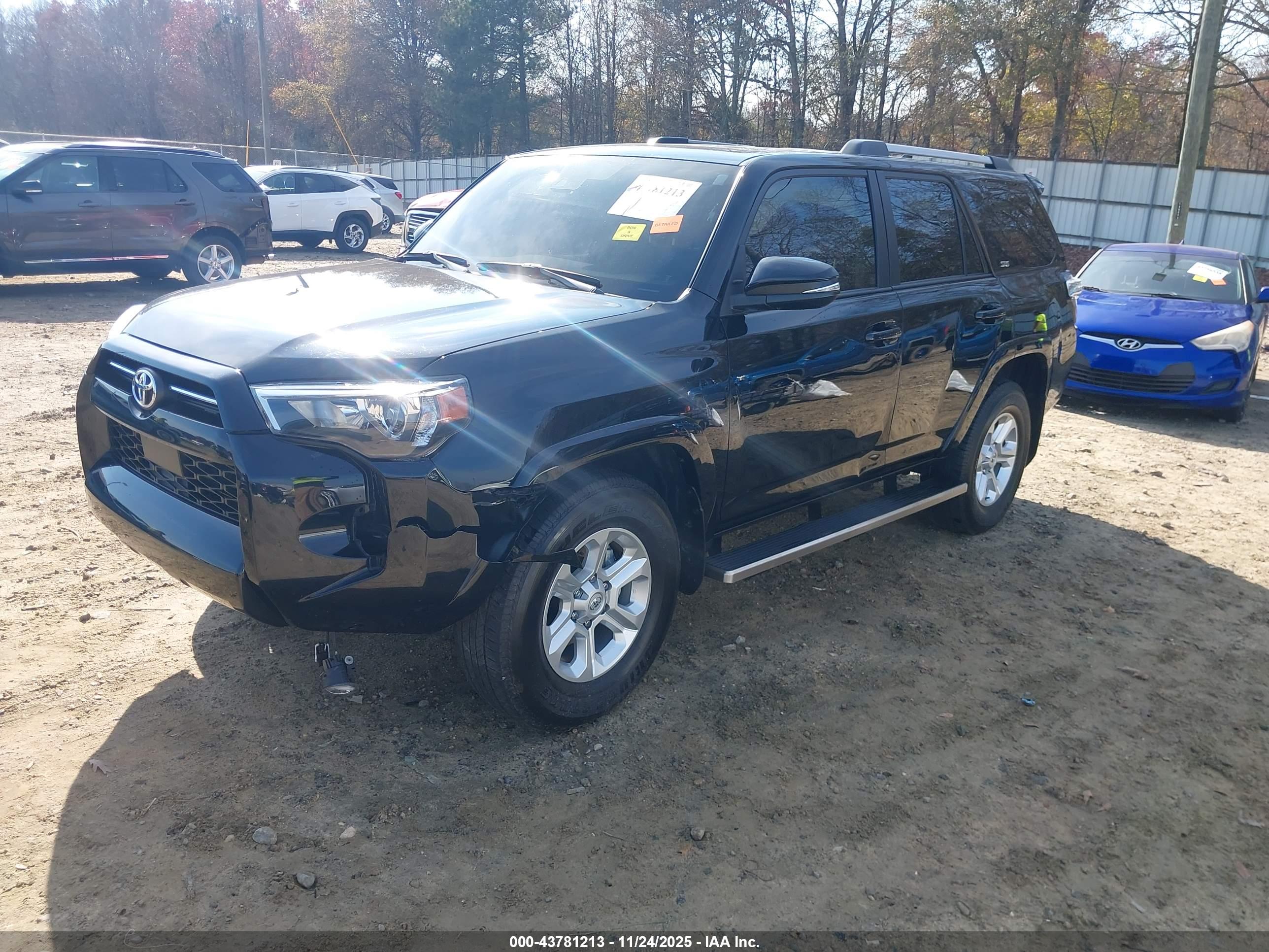 TOYOTA 4RUNNER image 2