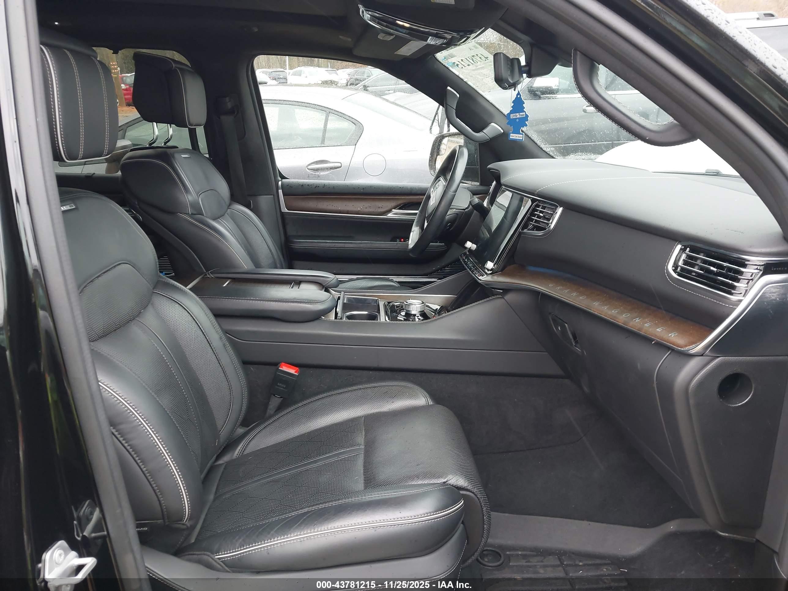 JEEP GRAND image 5
