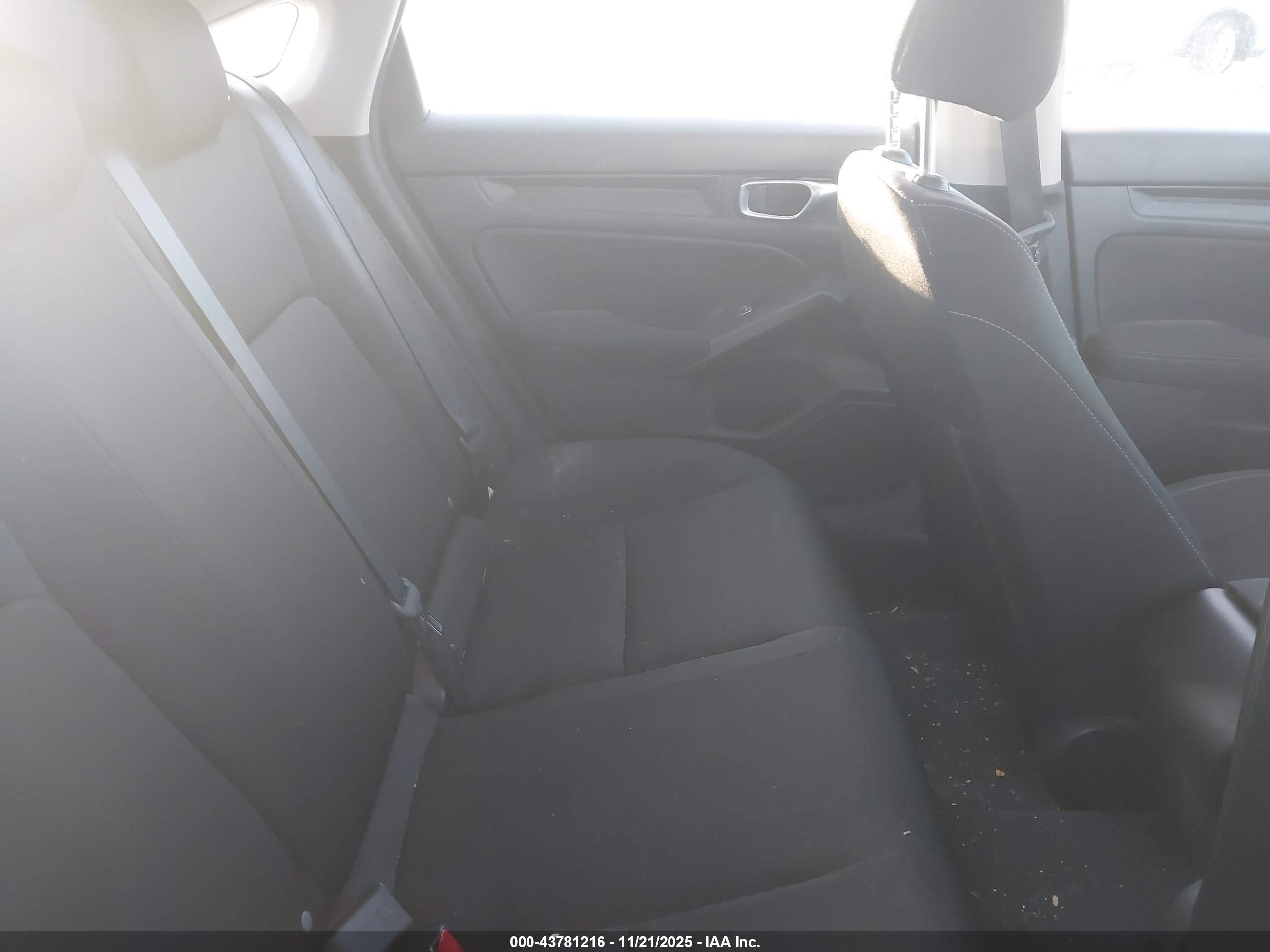 HONDA CIVIC image 8