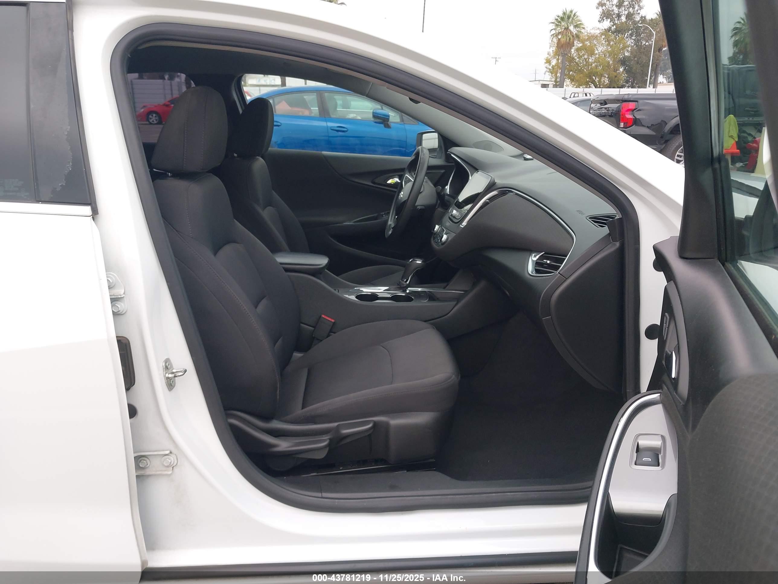 CHEVROLET MALIBU image 5