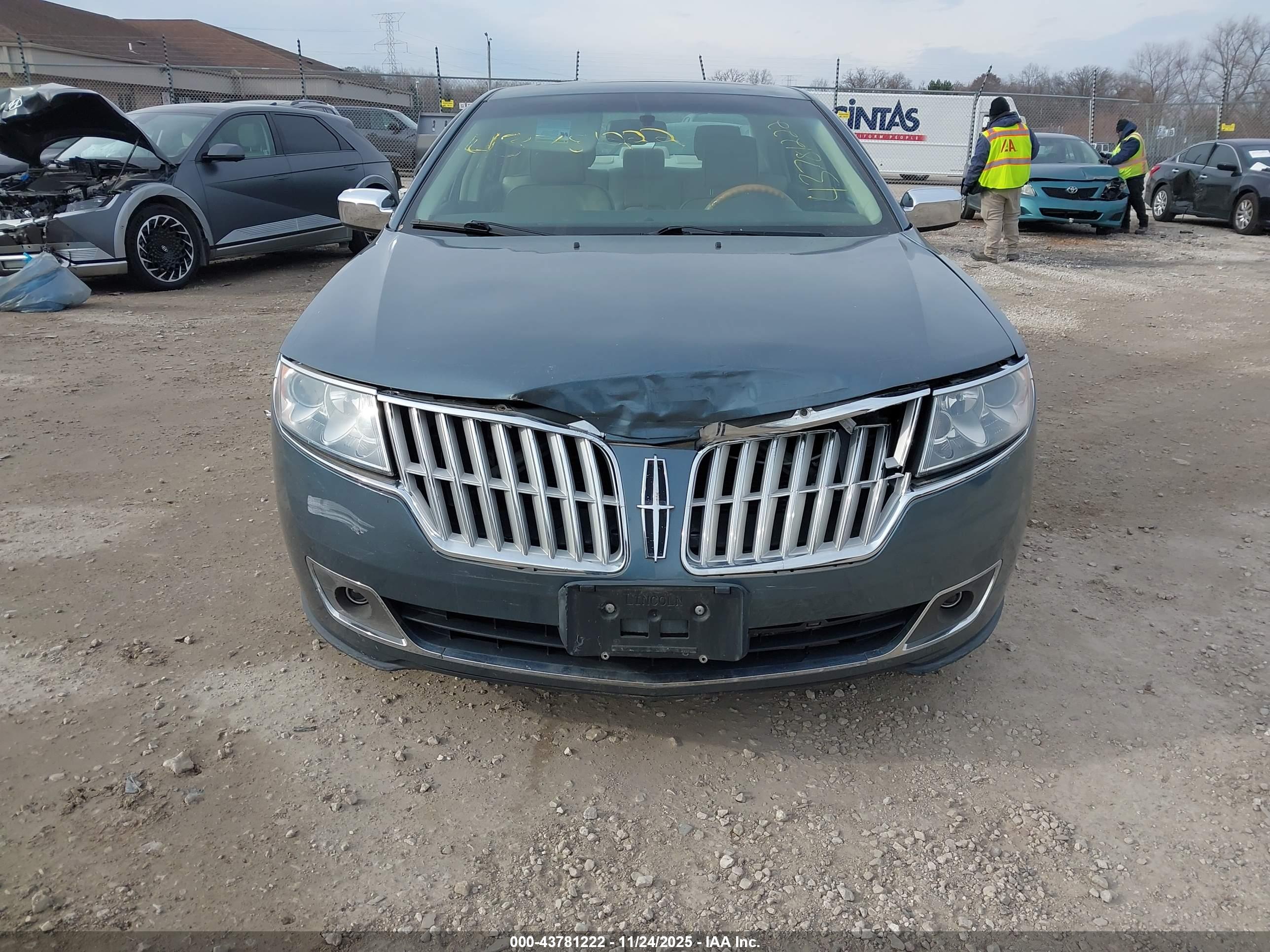 LINCOLN MKZ image 6