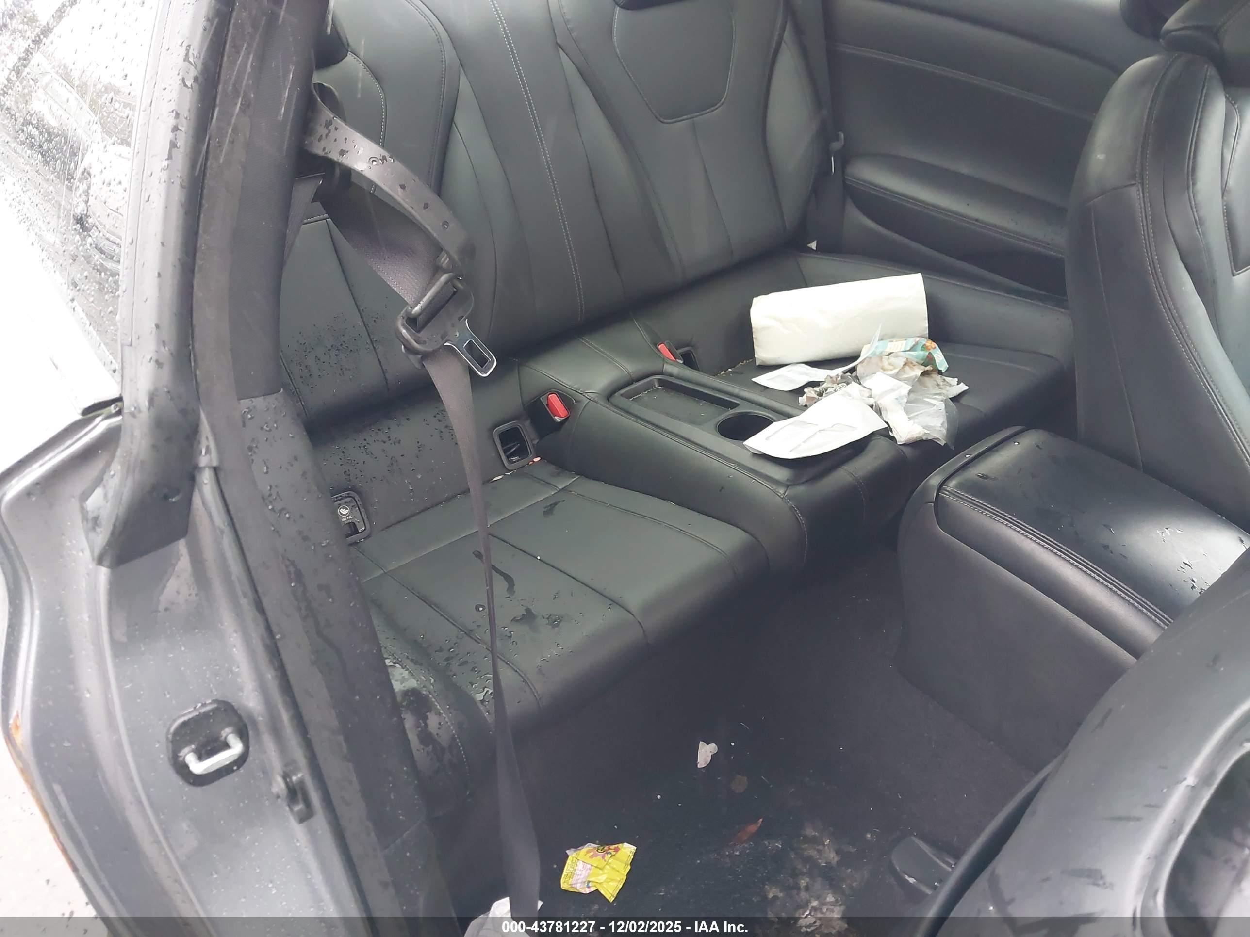 INFINITI Q60 image 8