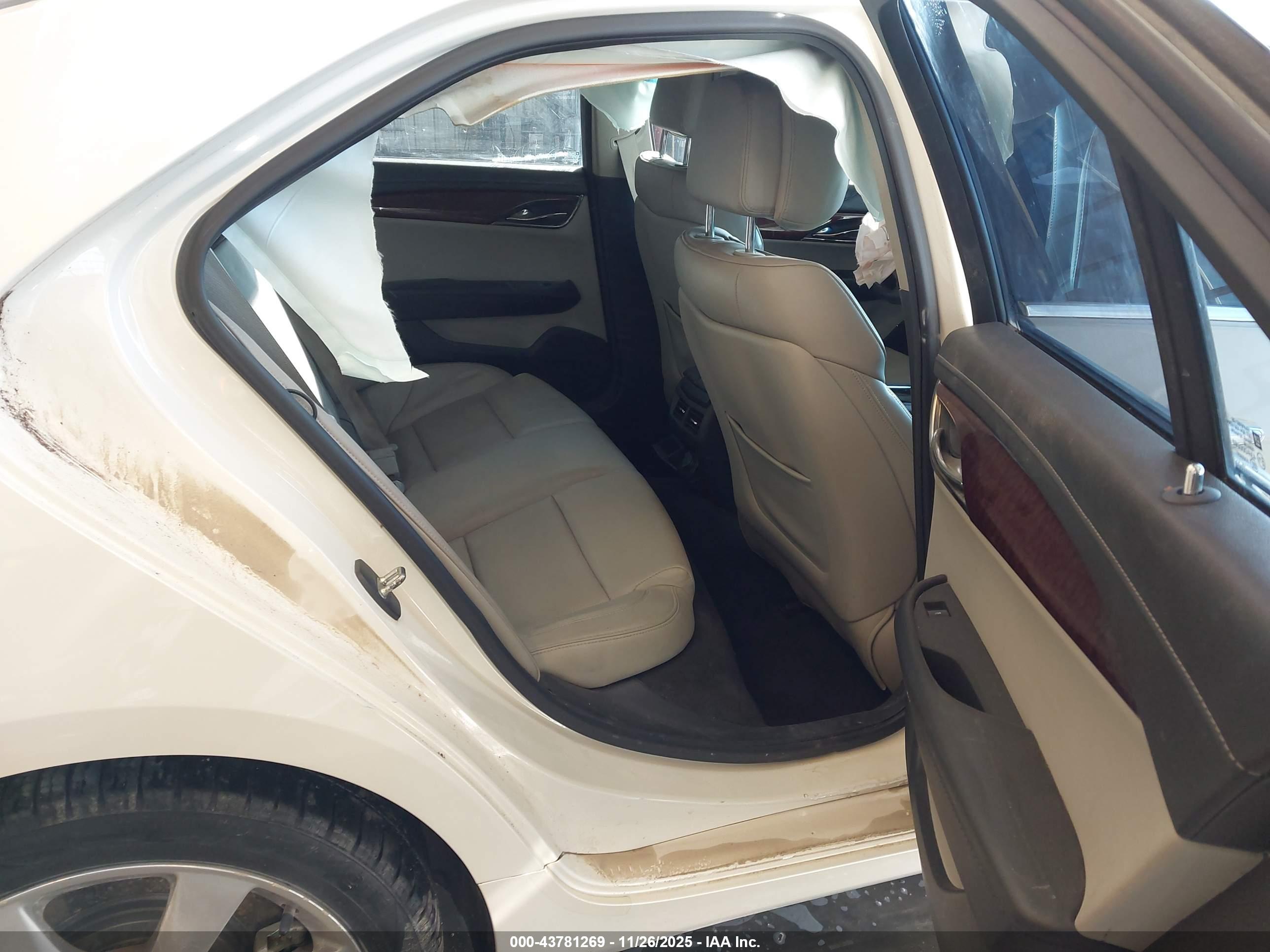 CADILLAC ATS image 8