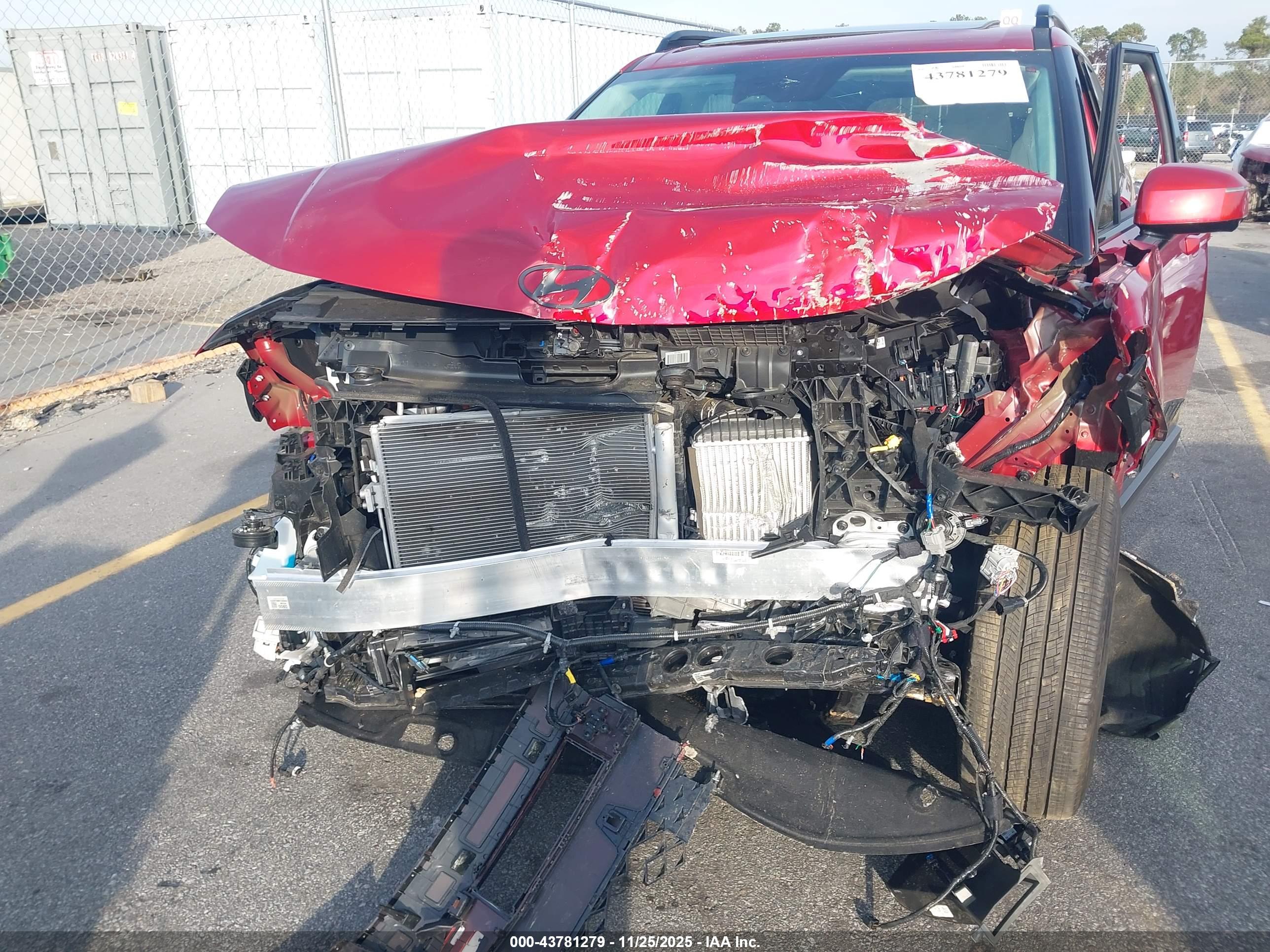 HYUNDAI SANTA image 6