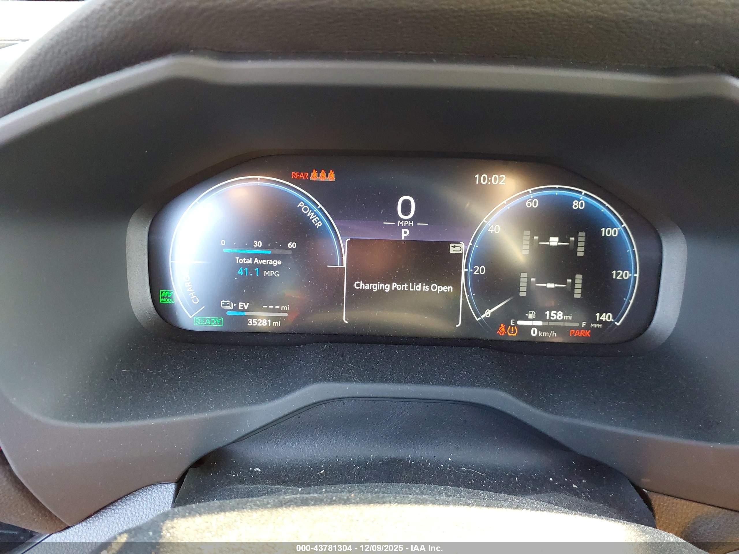 TOYOTA RAV4 image 7