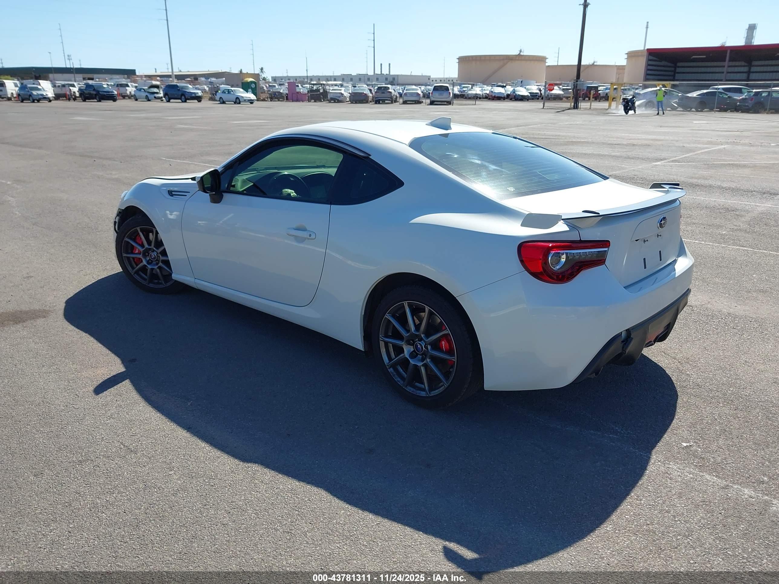 SUBARU BRZ image 3
