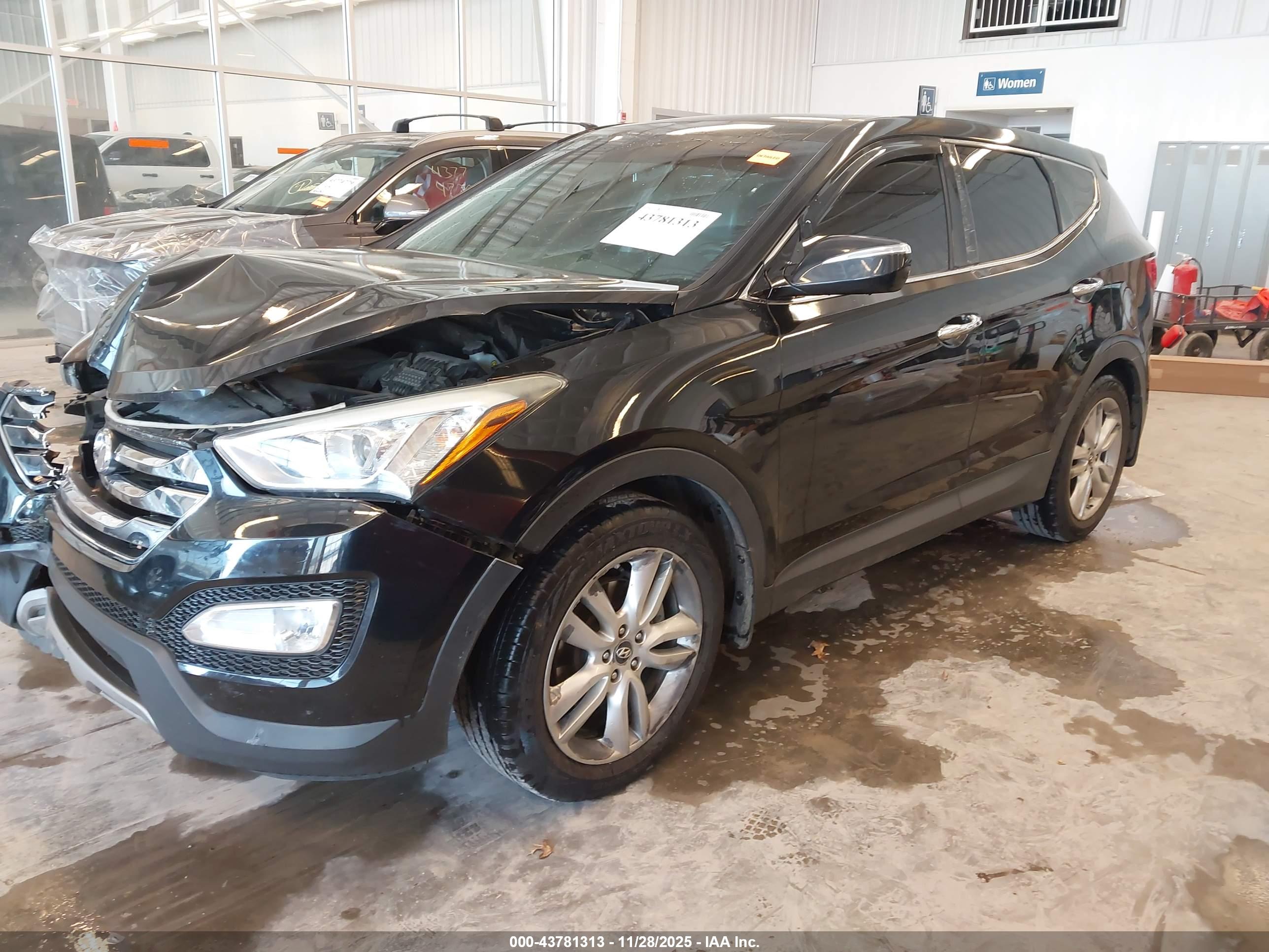 HYUNDAI SANTA image 2