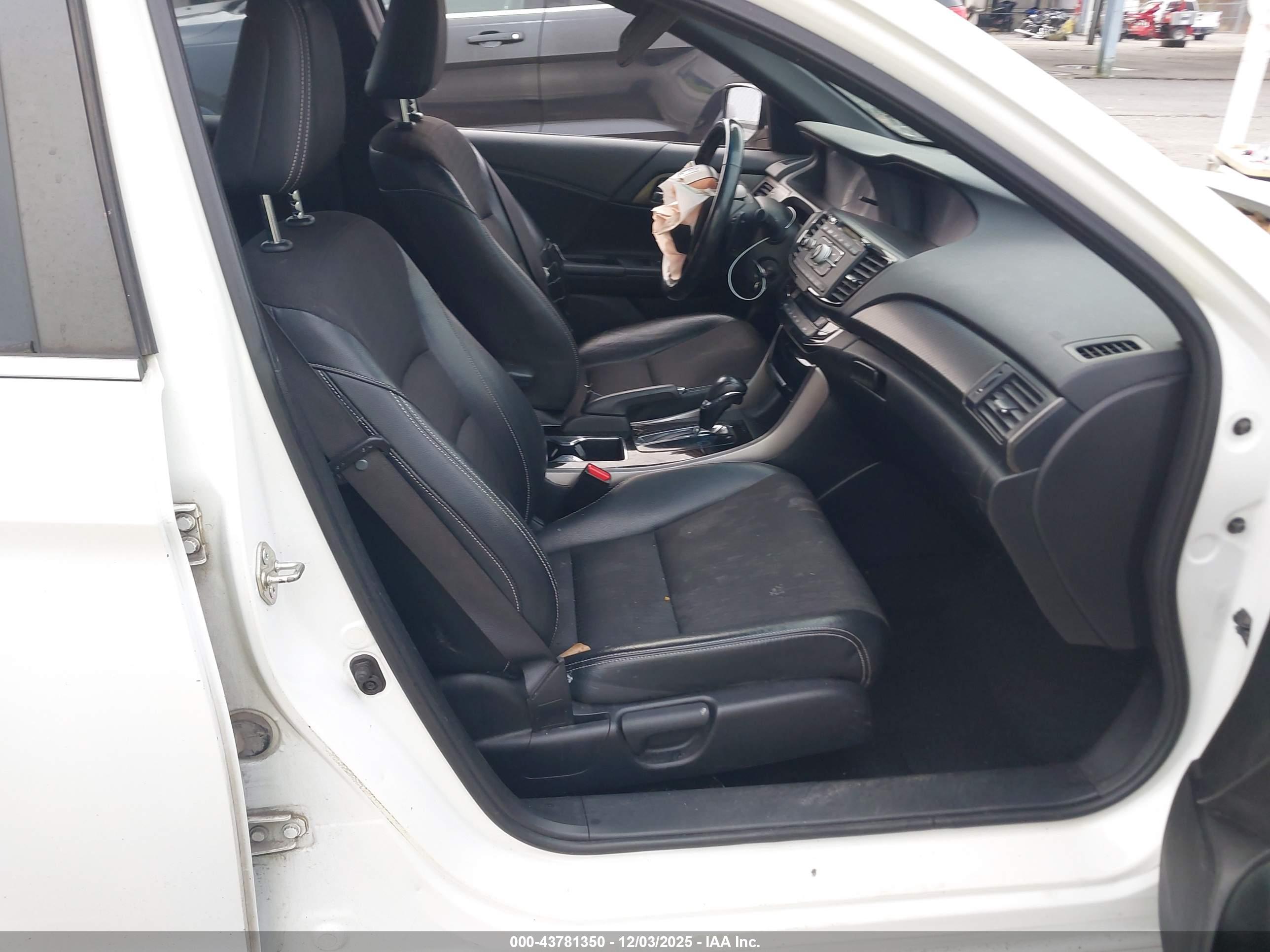 HONDA ACCORD image 5