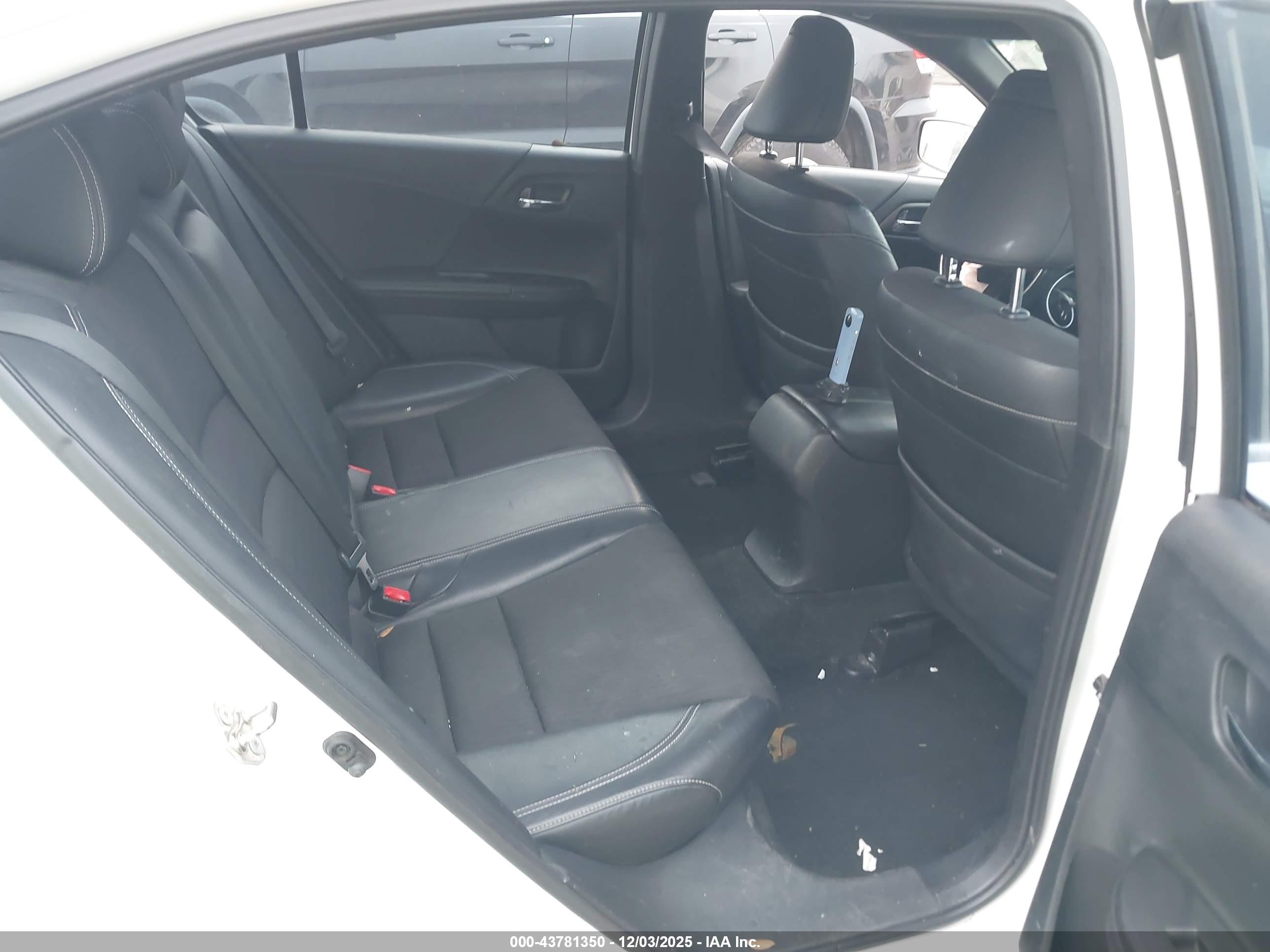 HONDA ACCORD image 8