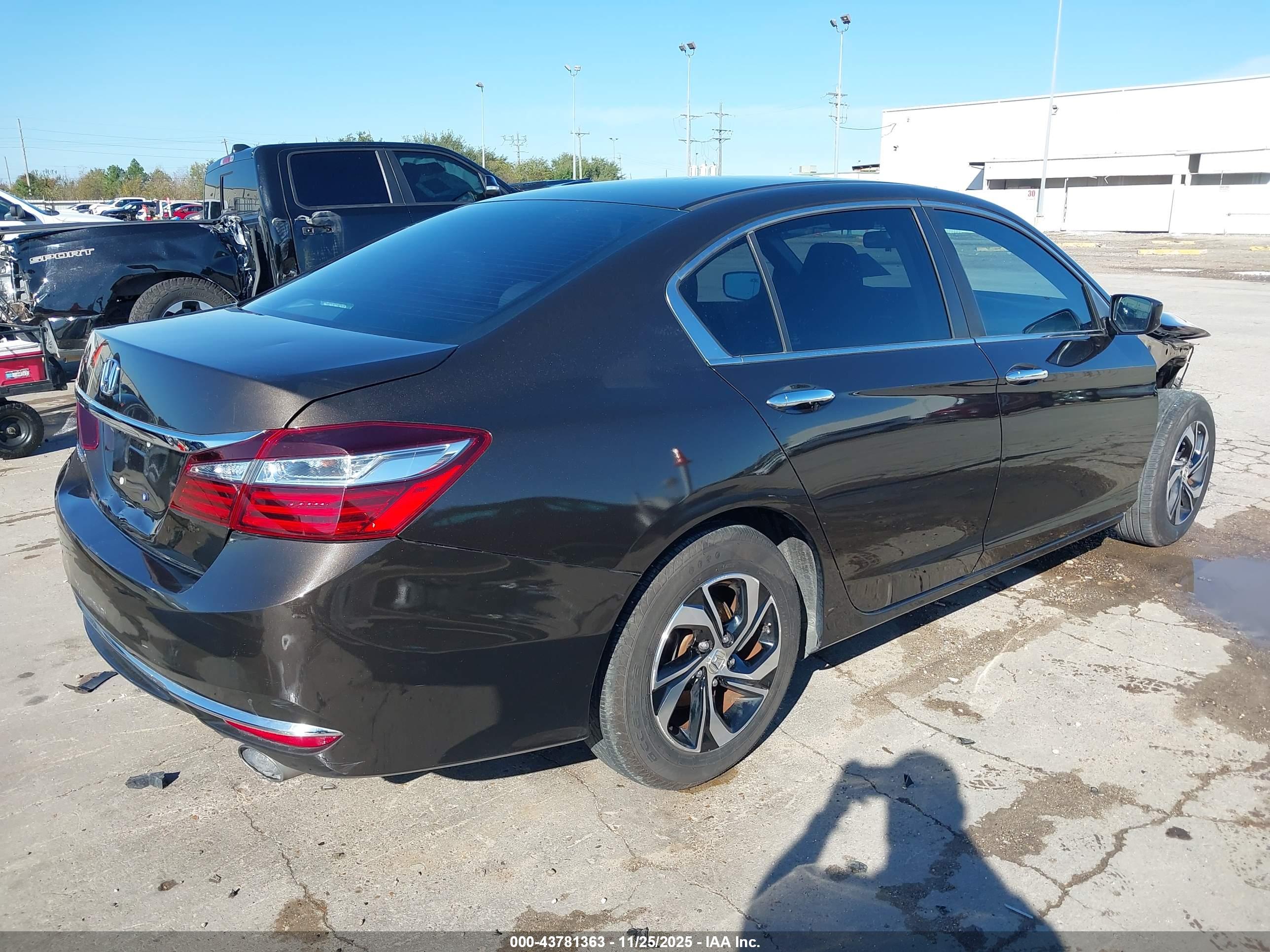 HONDA ACCORD image 4