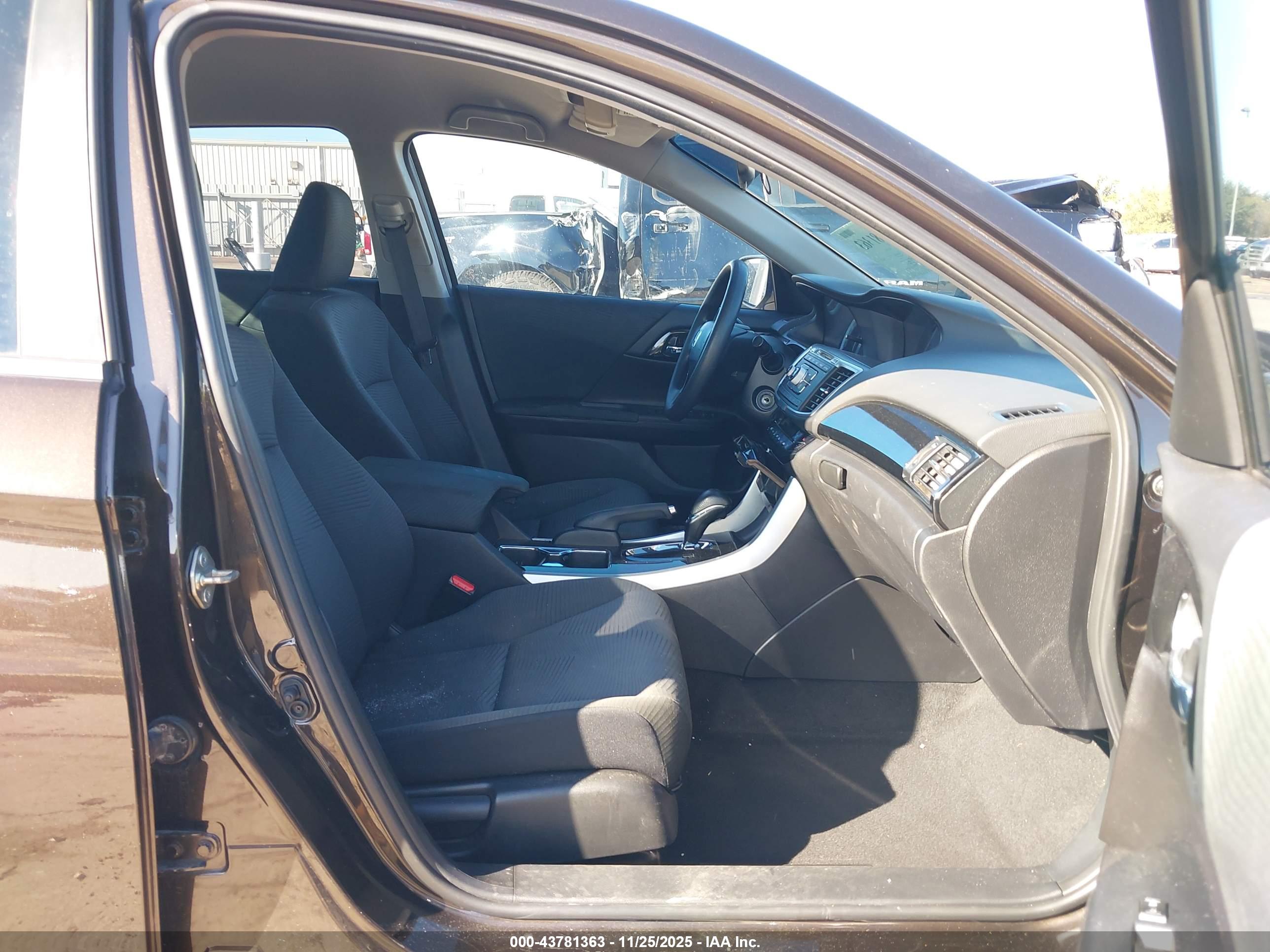 HONDA ACCORD image 5