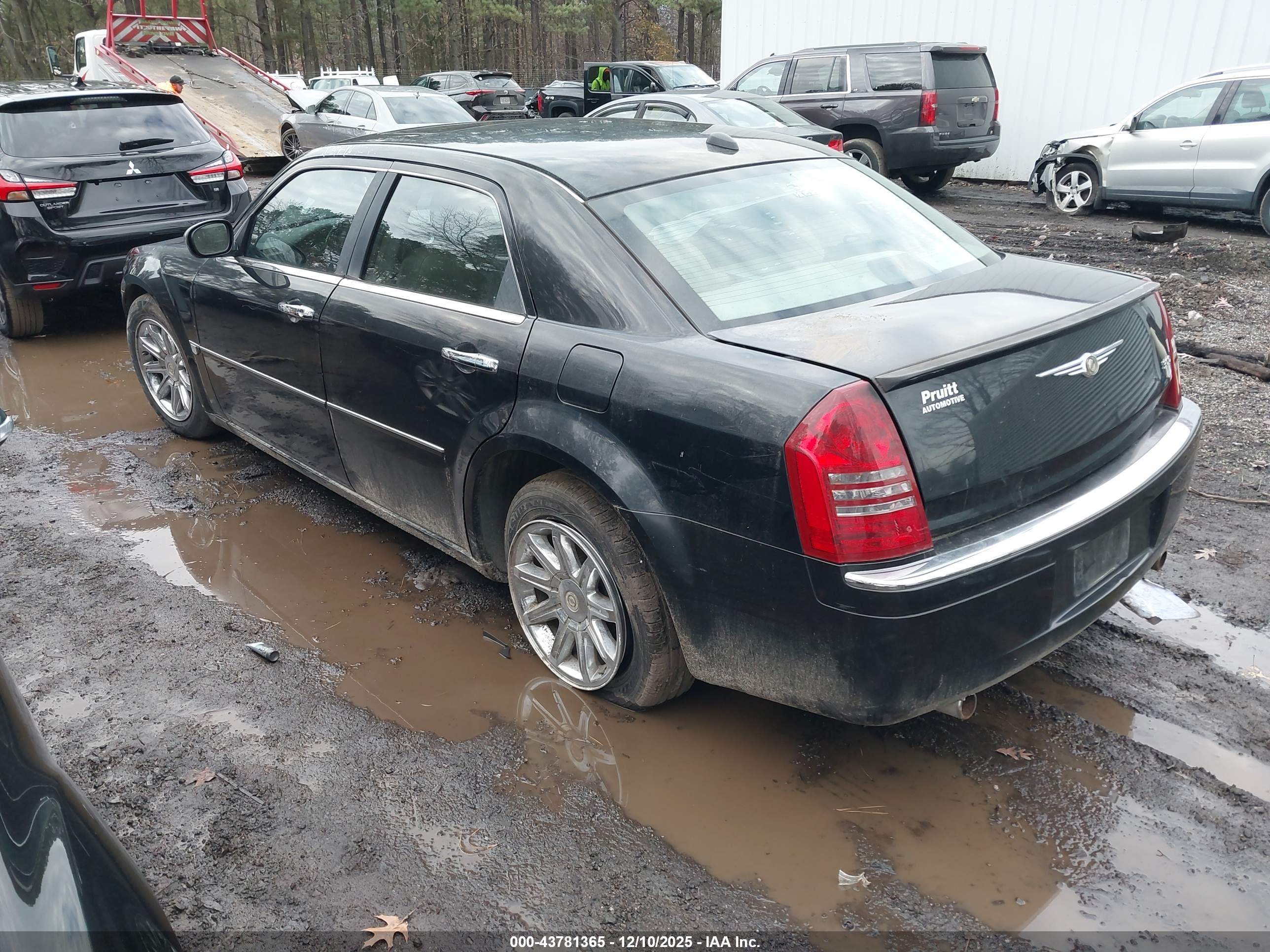 CHRYSLER 300C image 3