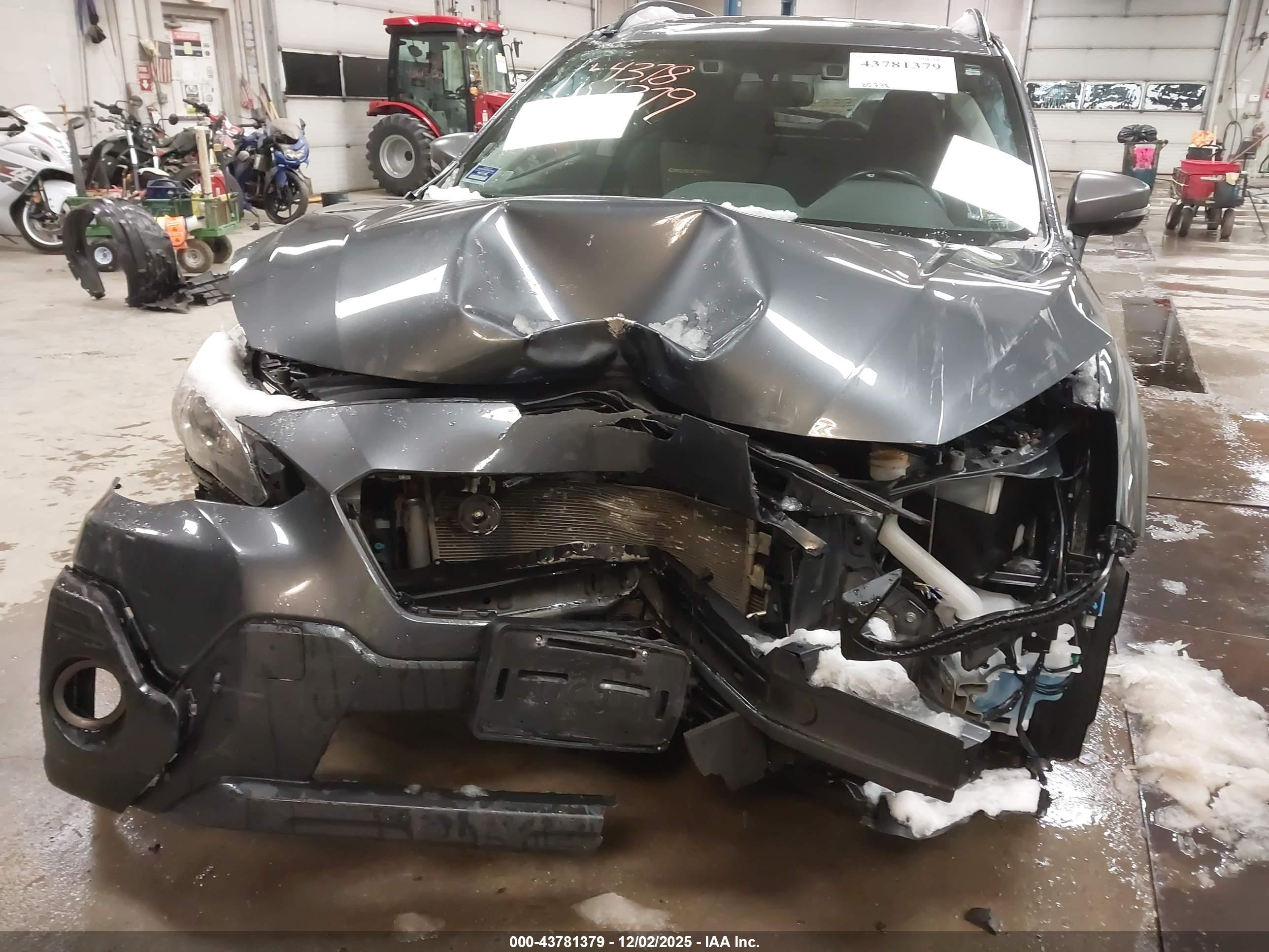 SUBARU CROSSTREK image 6