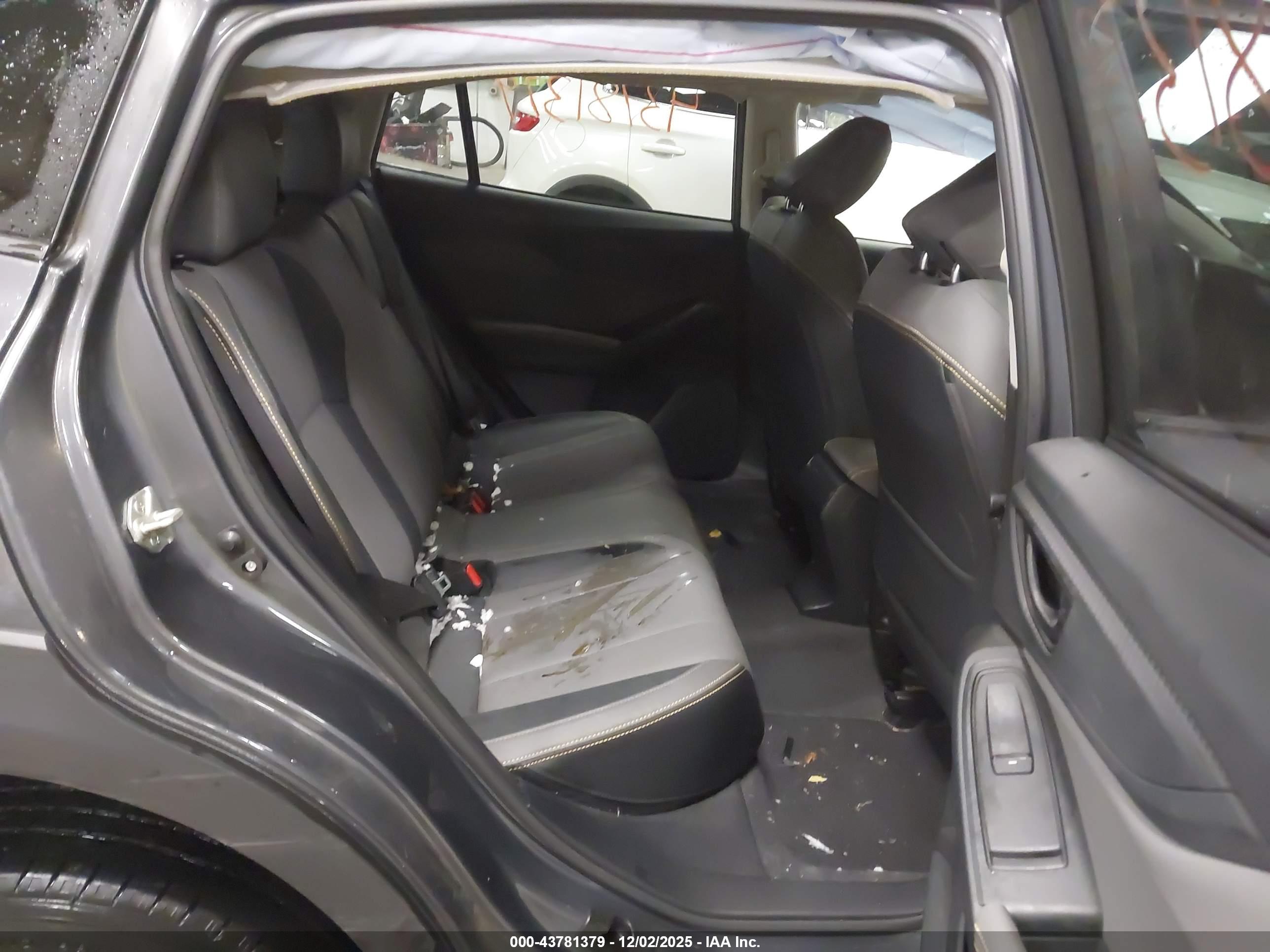 SUBARU CROSSTREK image 8
