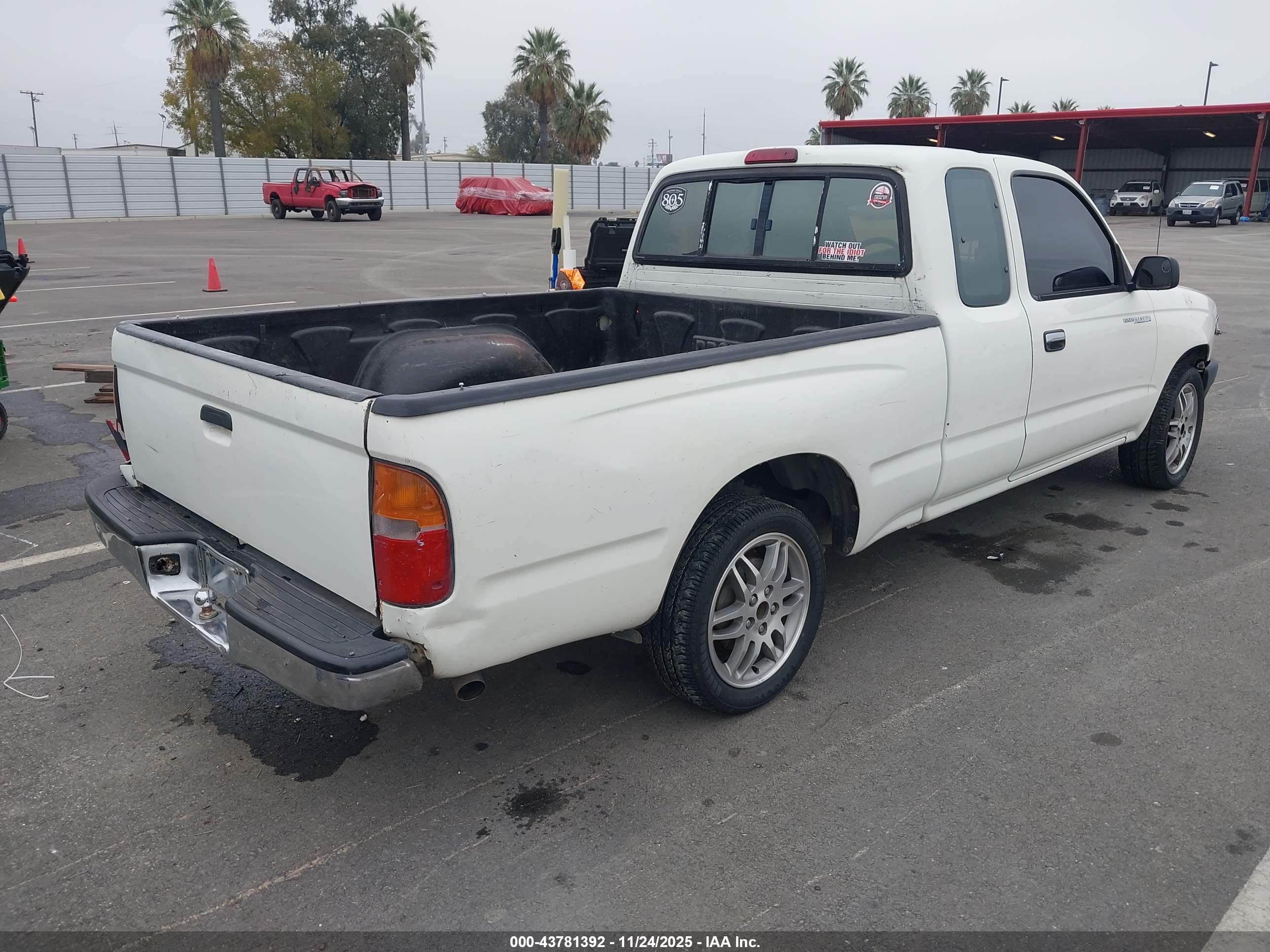 TOYOTA TACOMA image 4