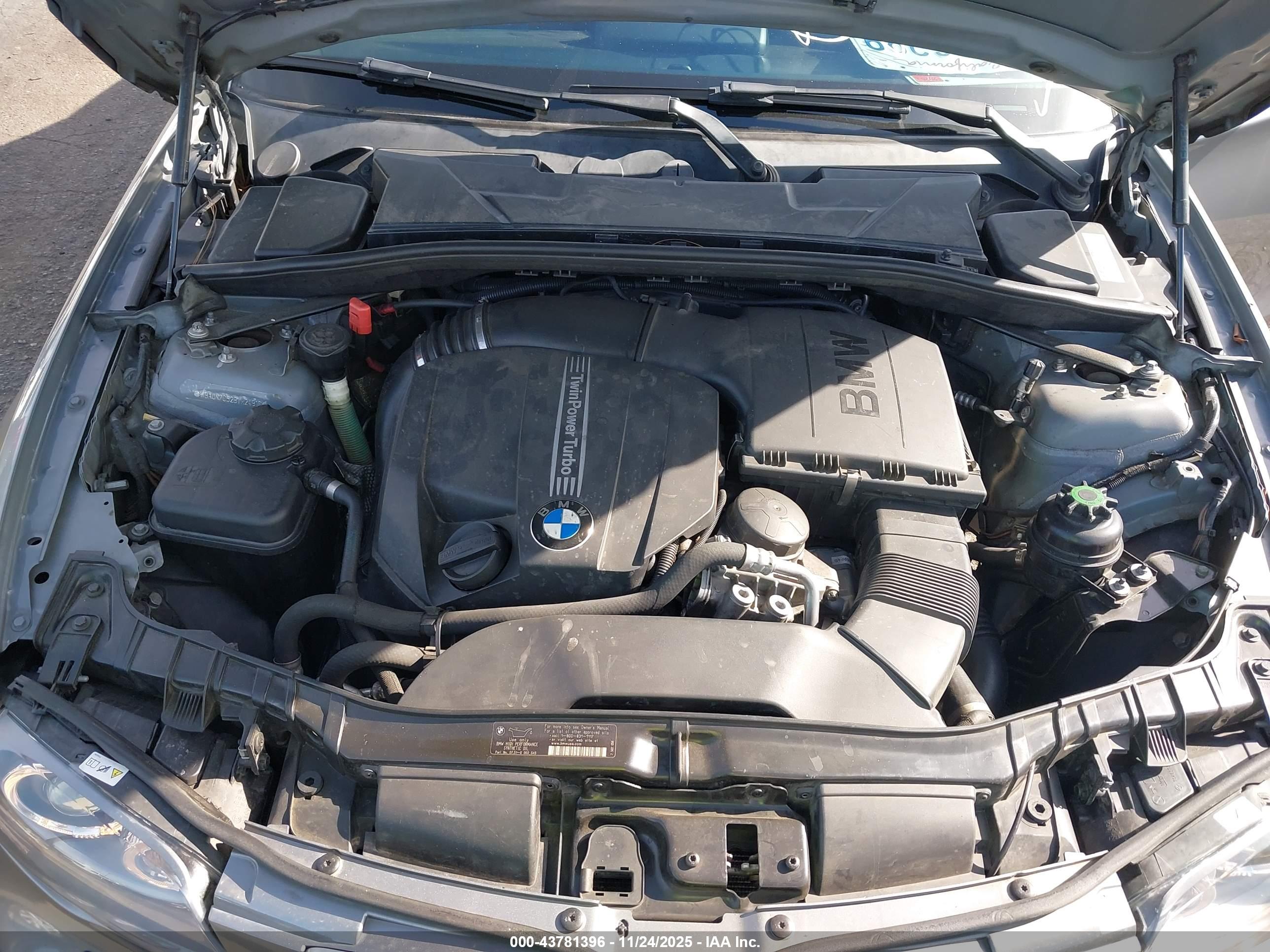 BMW 135I image 10