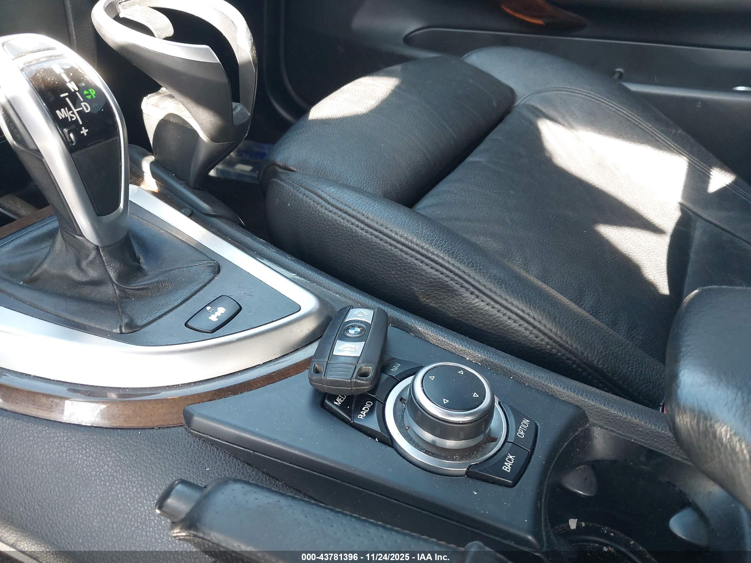 BMW 135I image 11