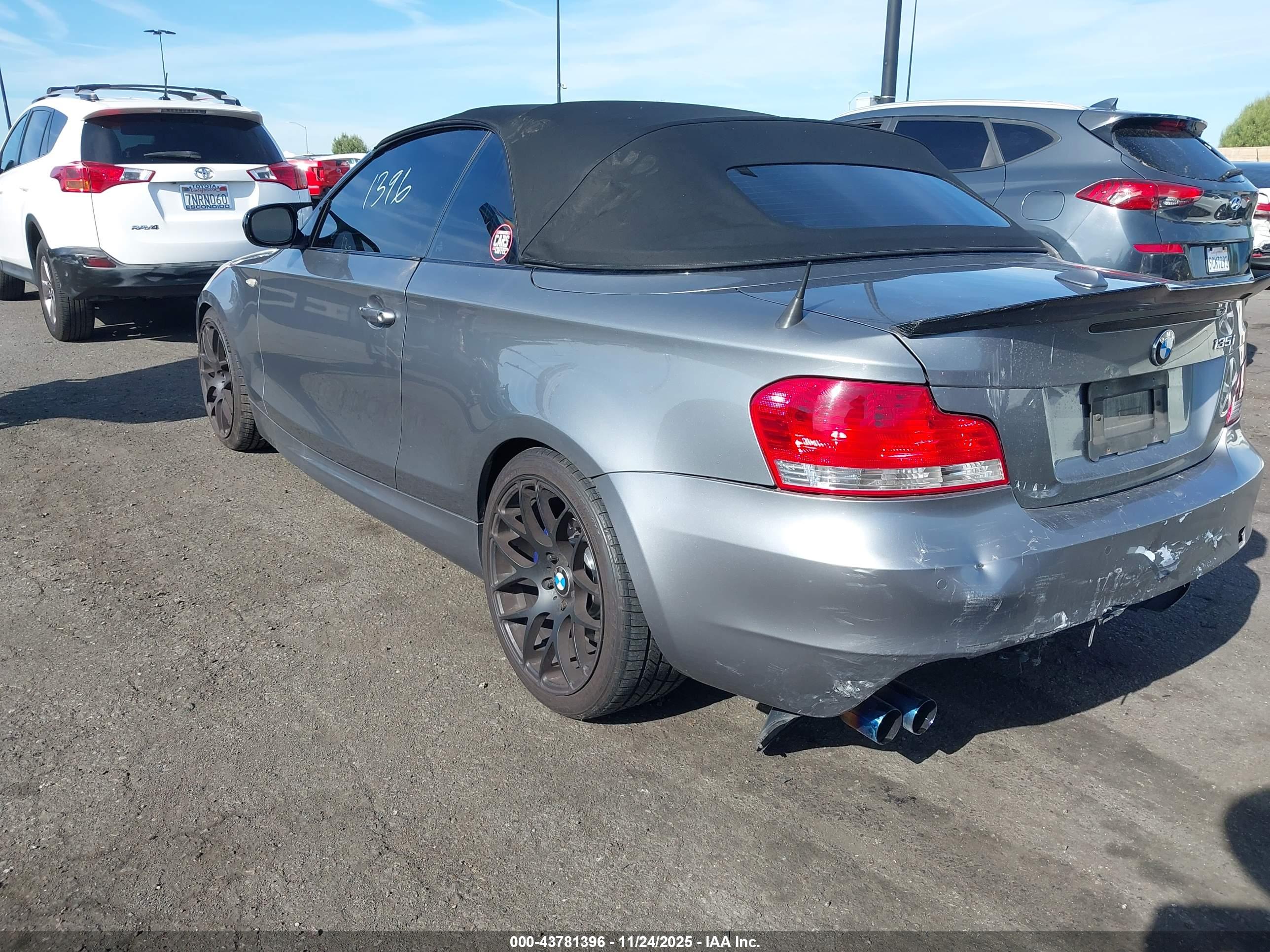 BMW 135I image 3