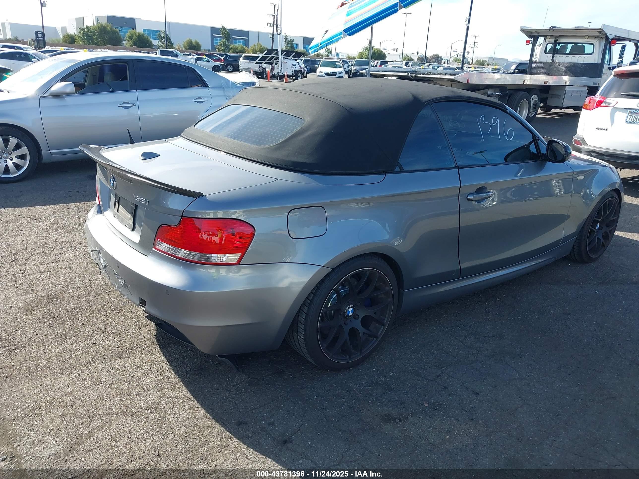BMW 135I image 4