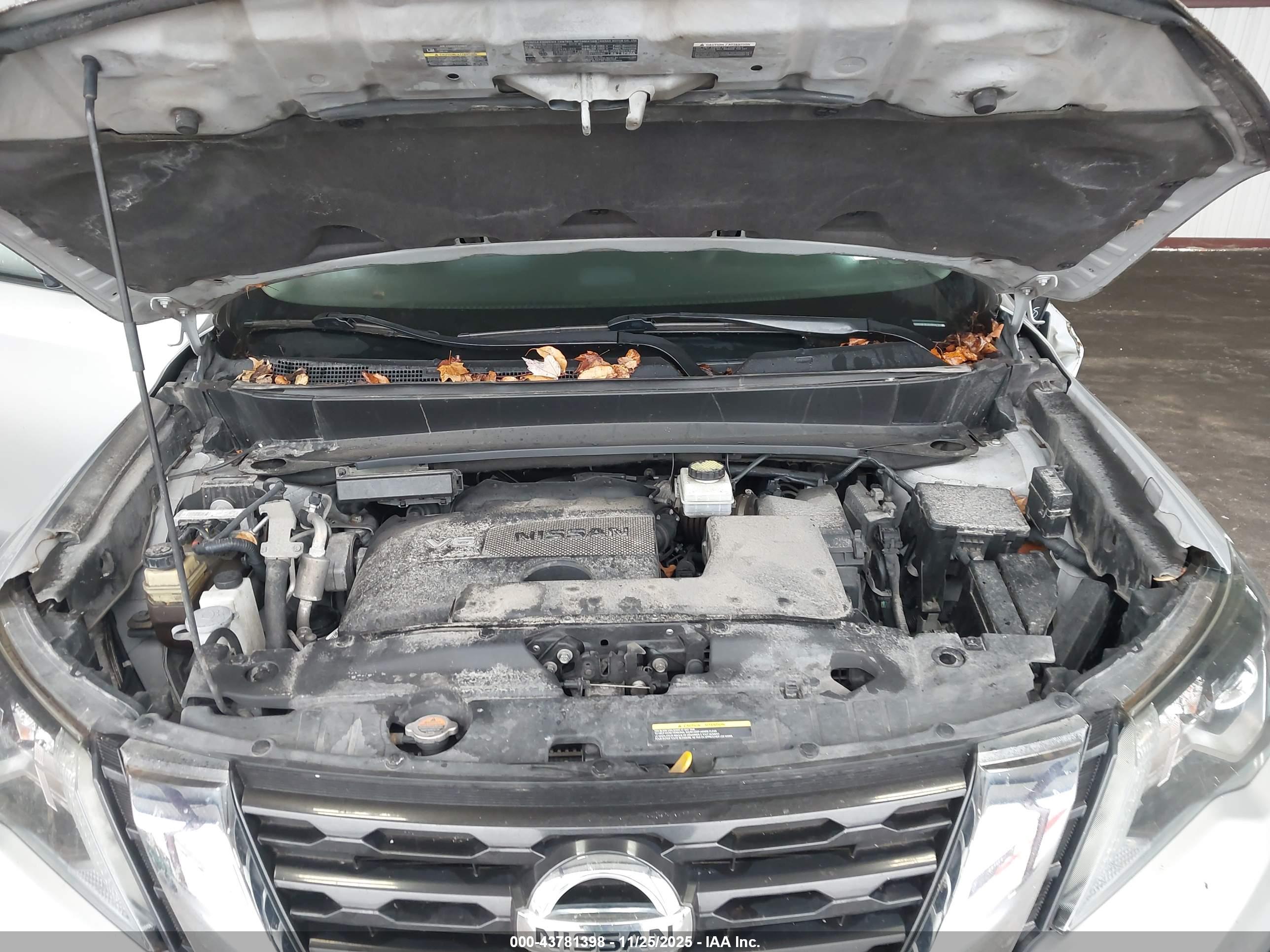 NISSAN PATHFINDER image 10