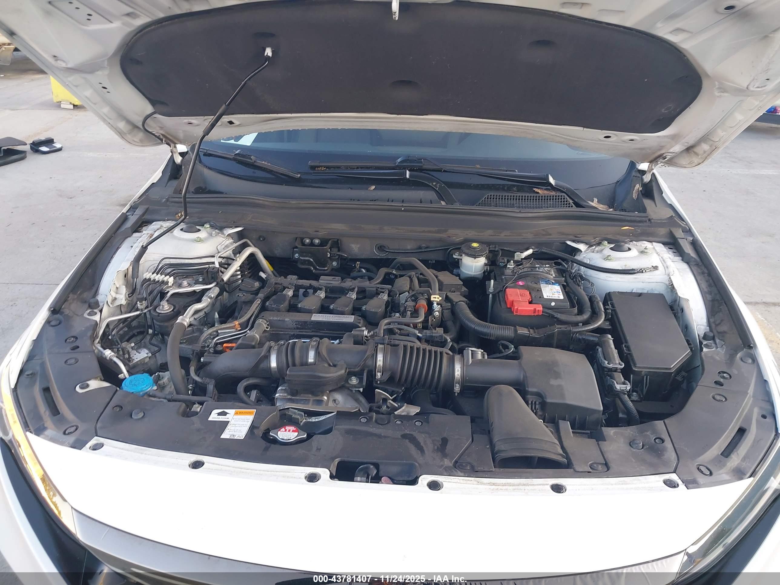 HONDA ACCORD image 10