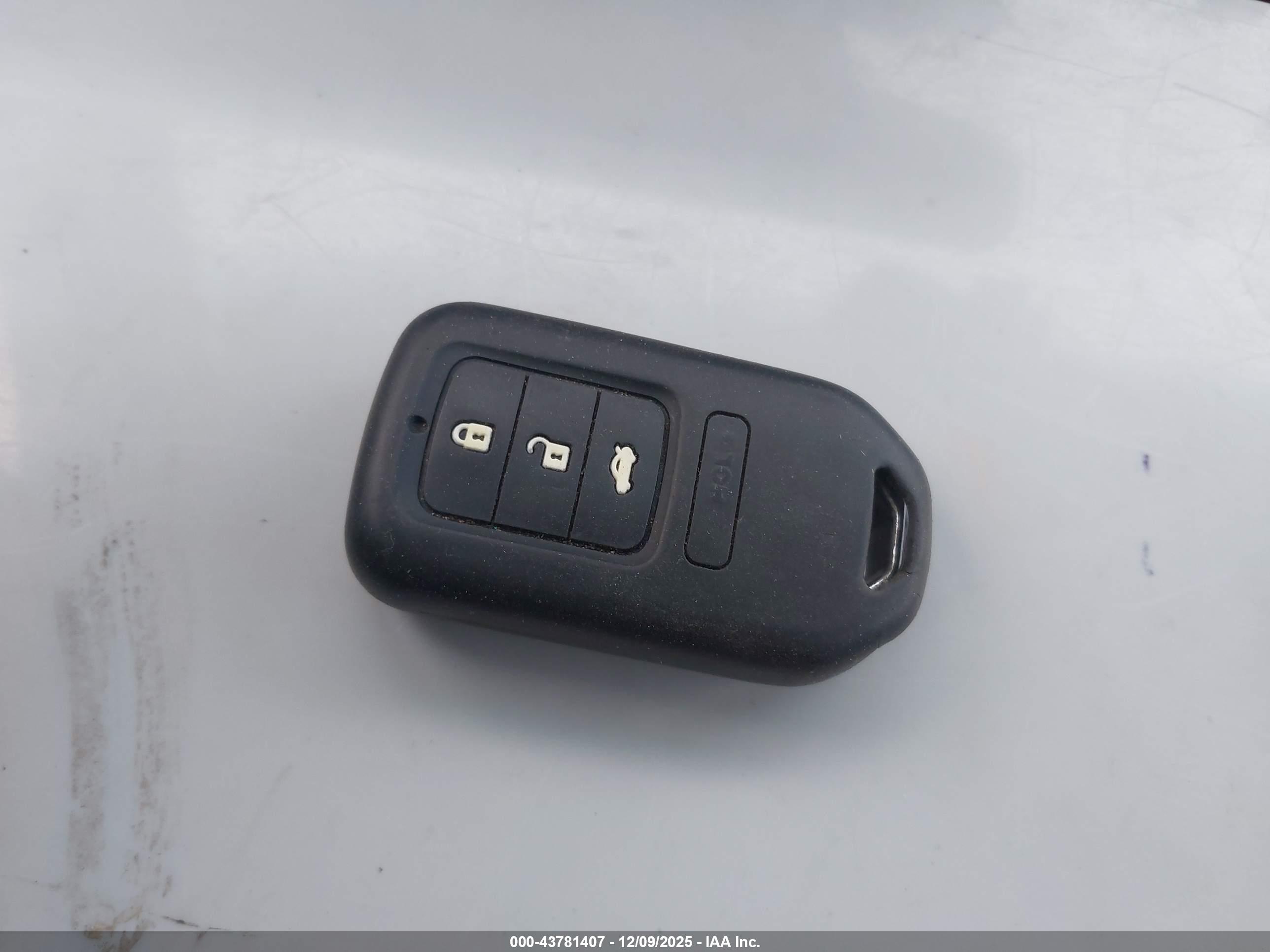 HONDA ACCORD image 11