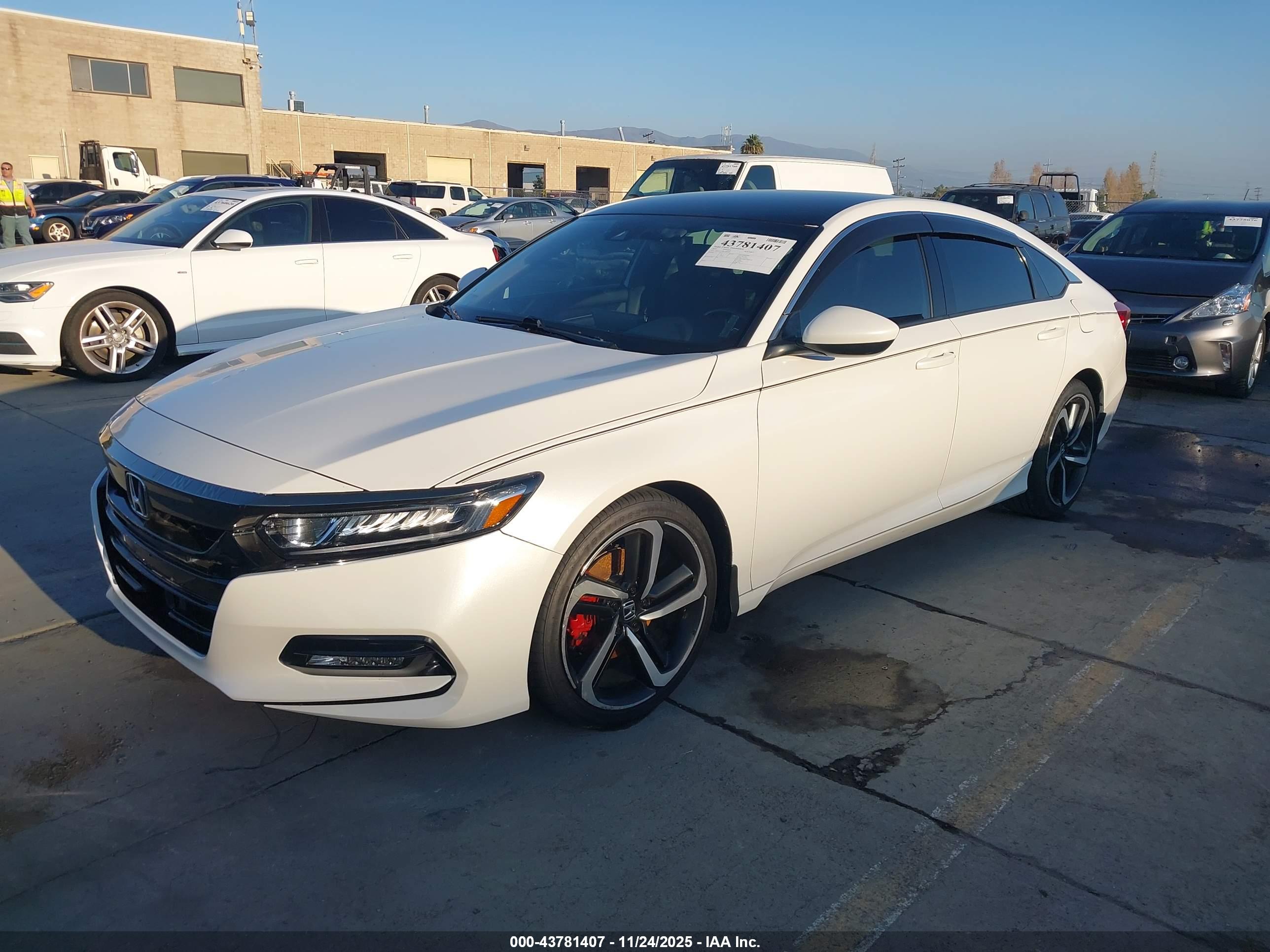 HONDA ACCORD image 2