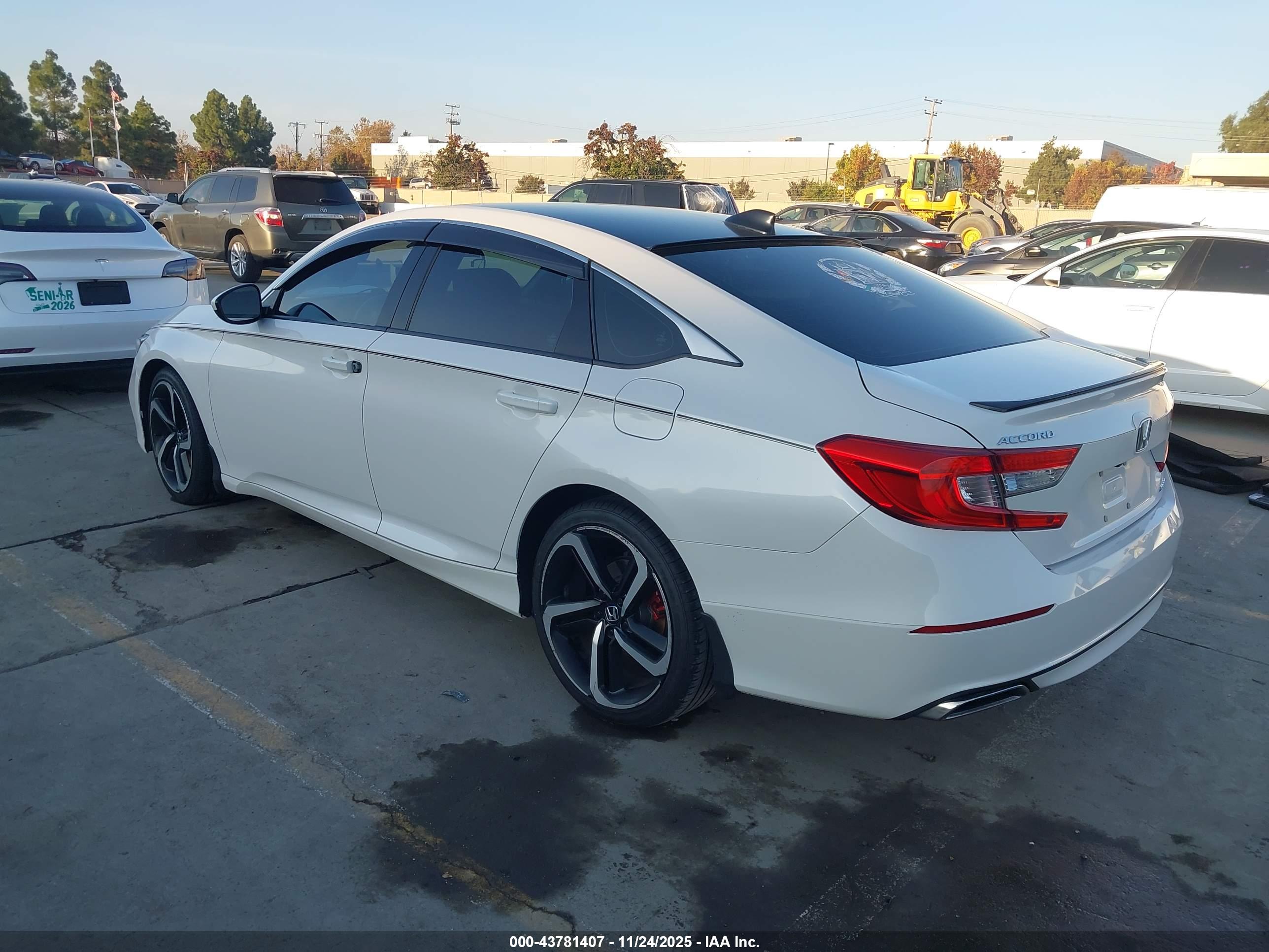 HONDA ACCORD image 3