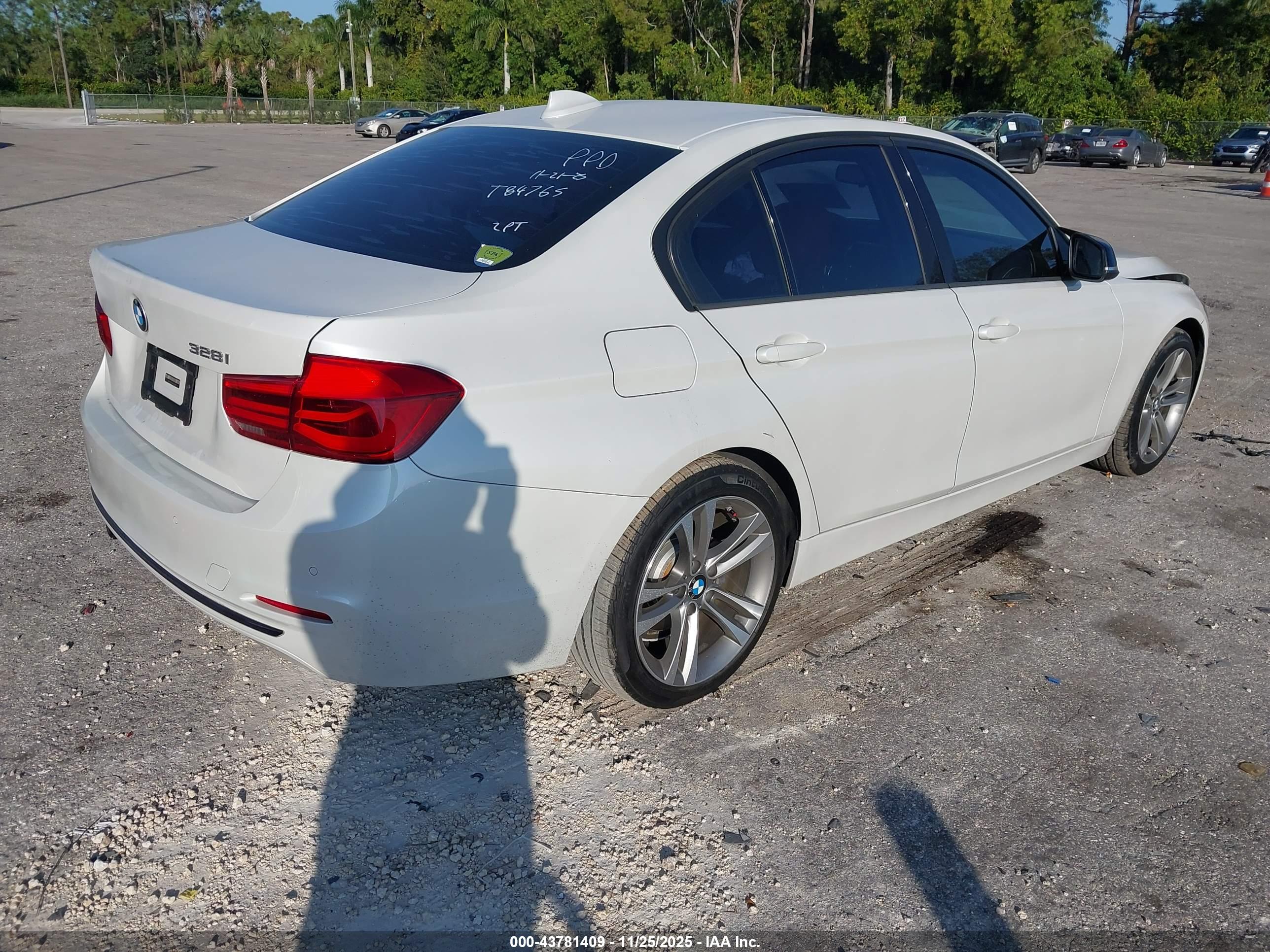 BMW 328I image 4