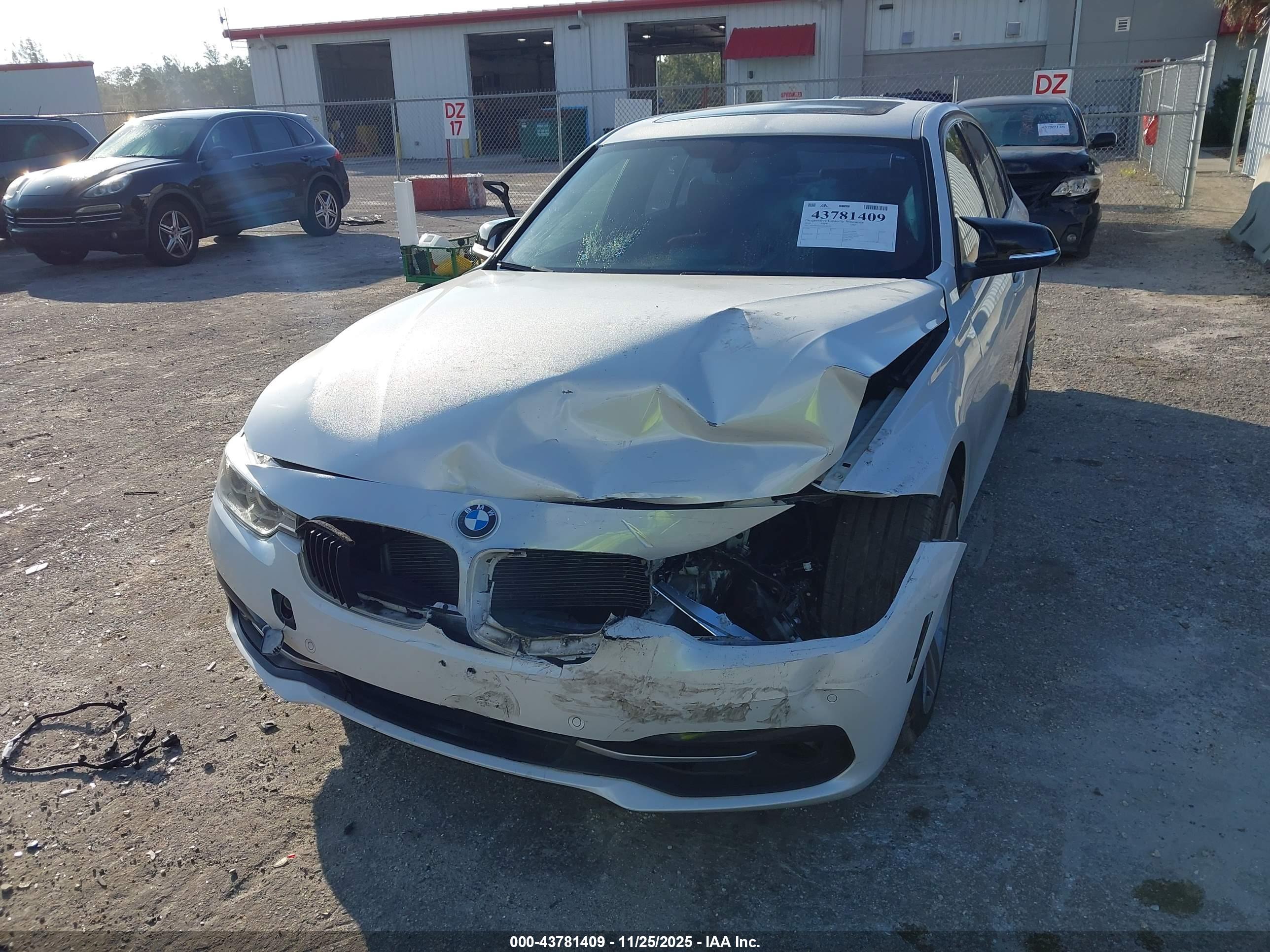 BMW 328I image 6