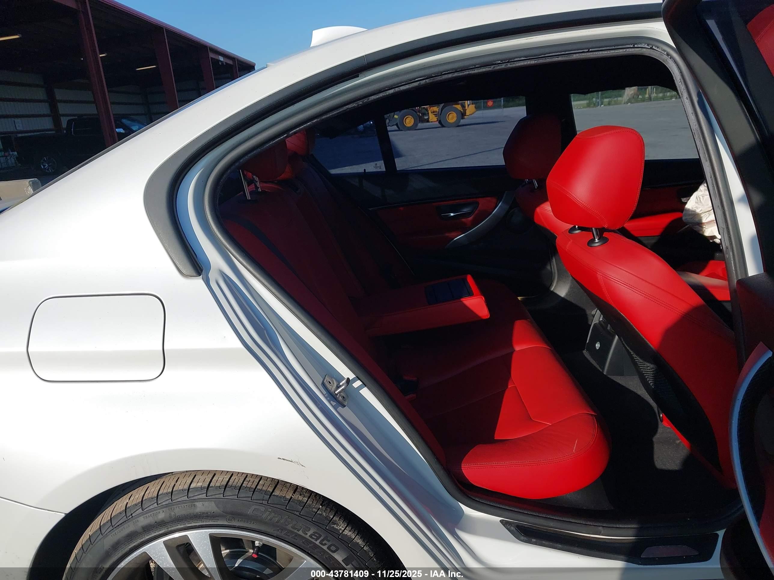 BMW 328I image 8
