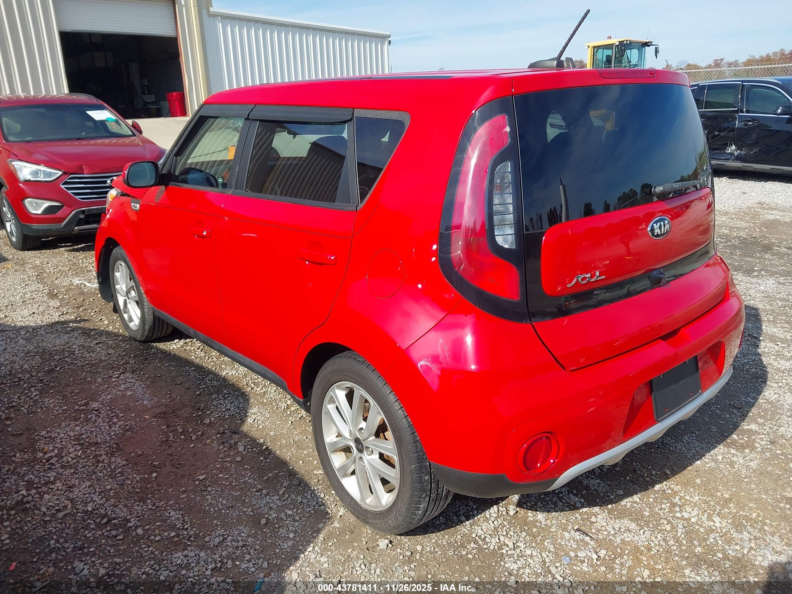 KIA SOUL image 3