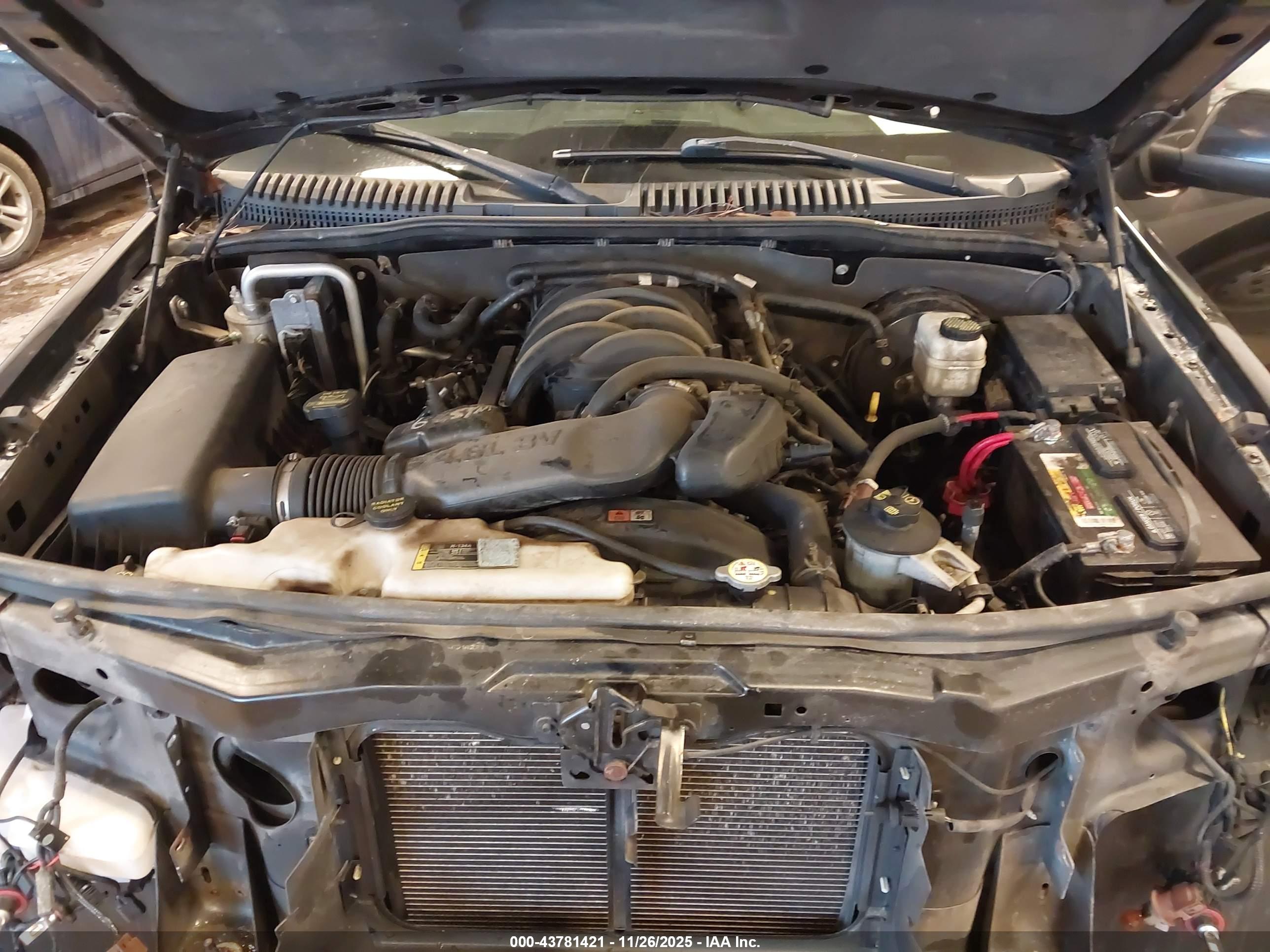 FORD EXPLORER image 10