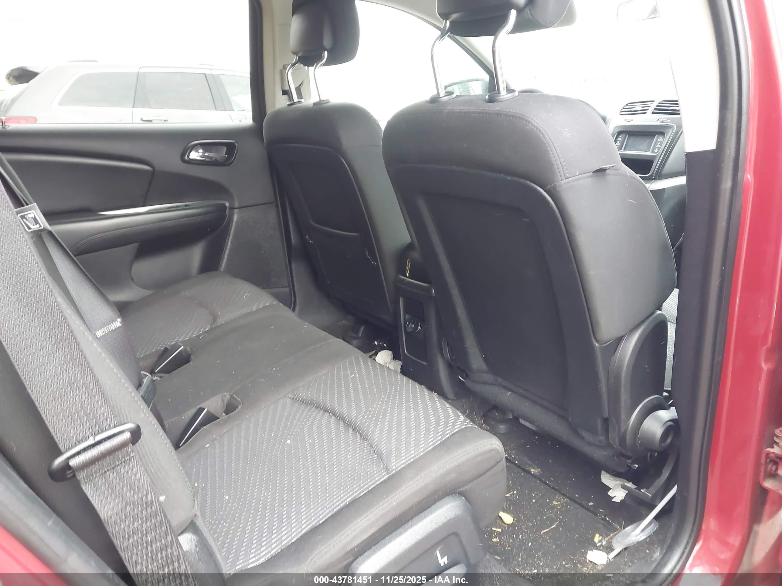 DODGE JOURNEY image 8