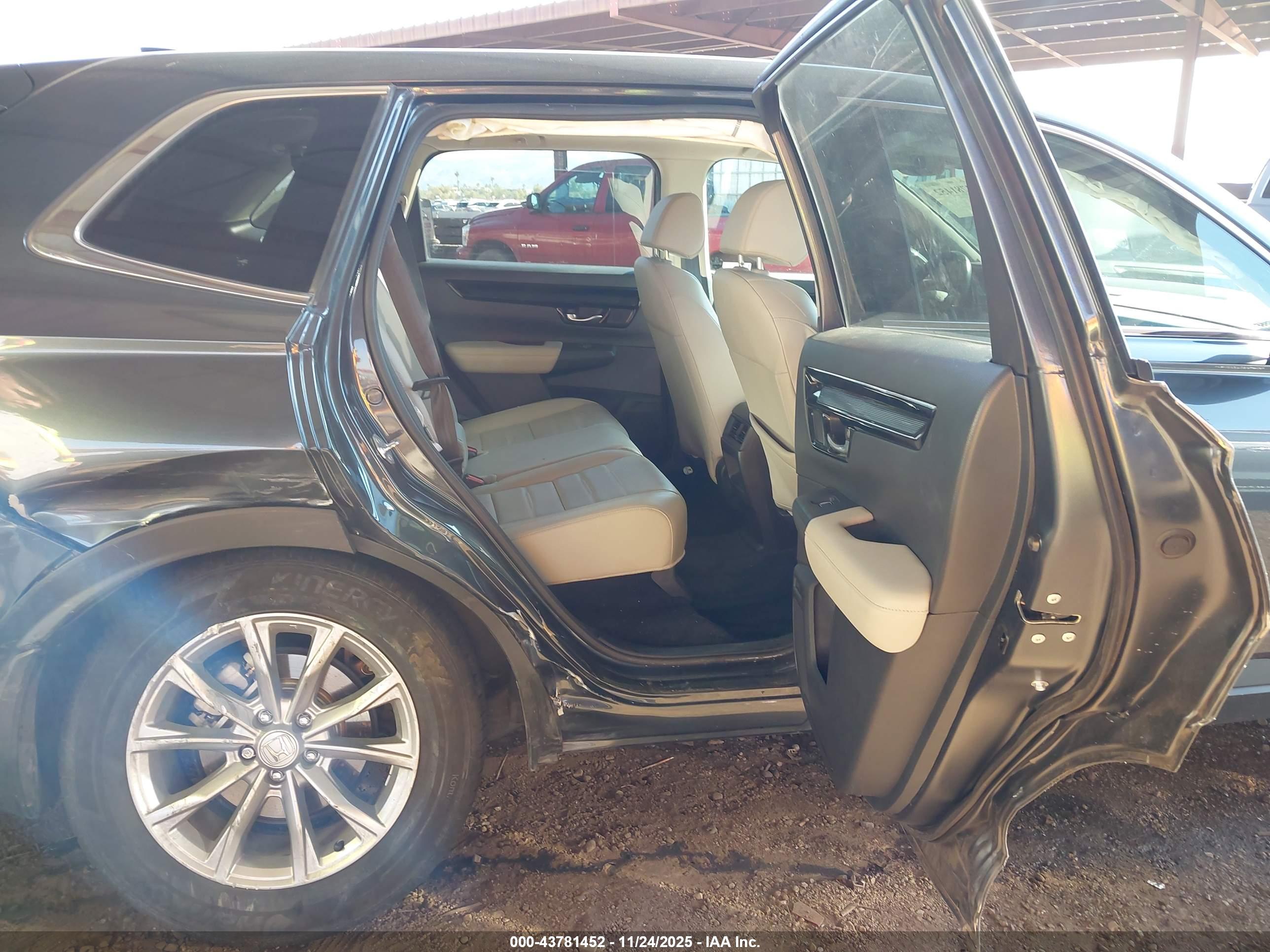 HONDA CR-V image 8