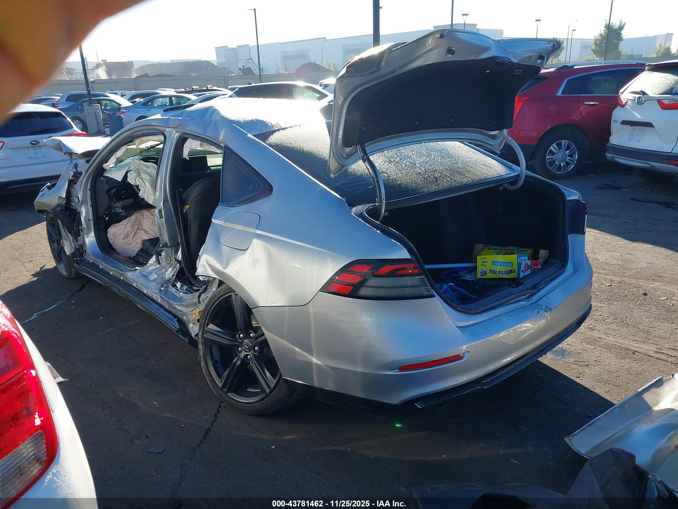 HONDA ACCORD image 3