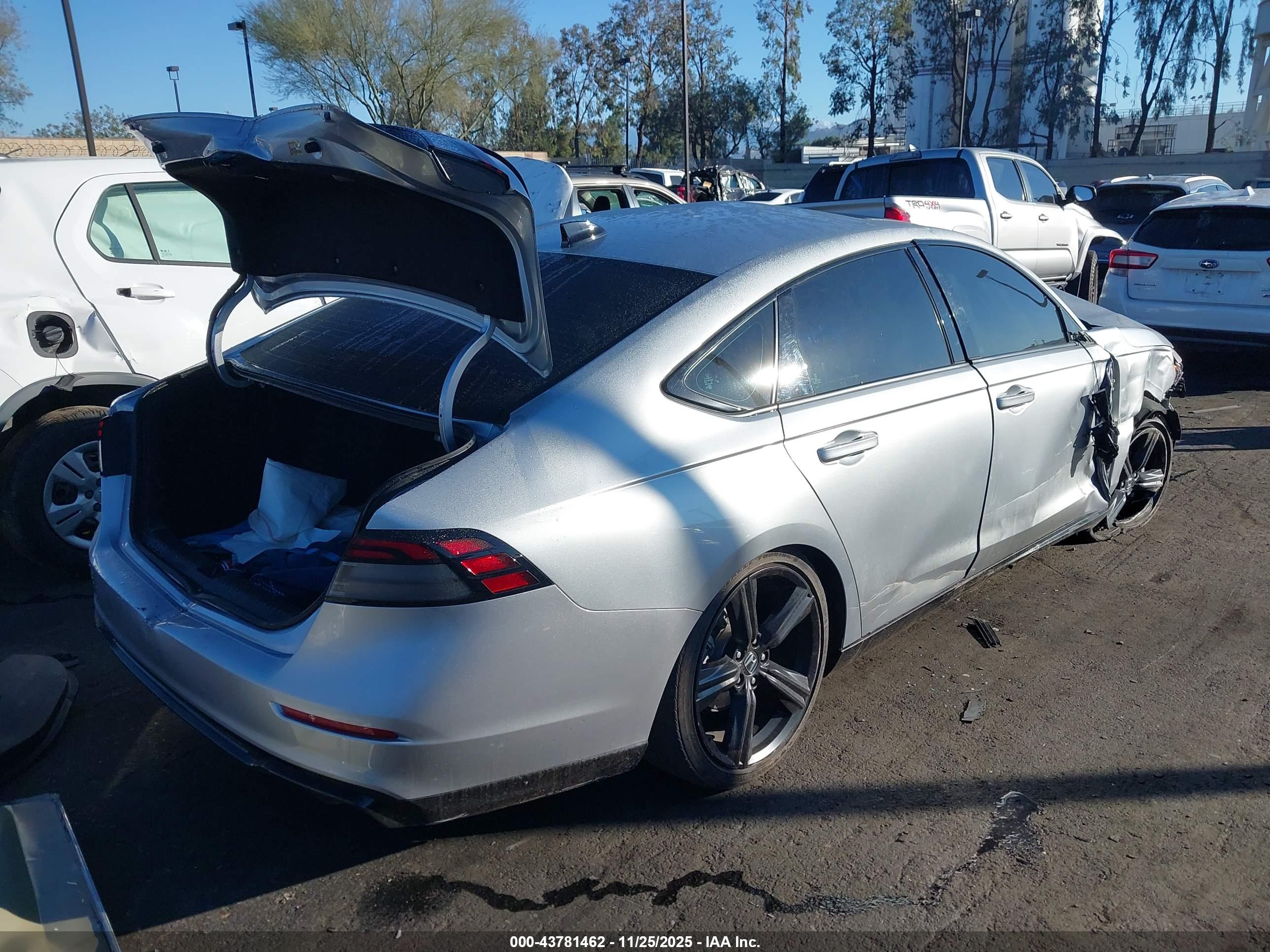 HONDA ACCORD image 4