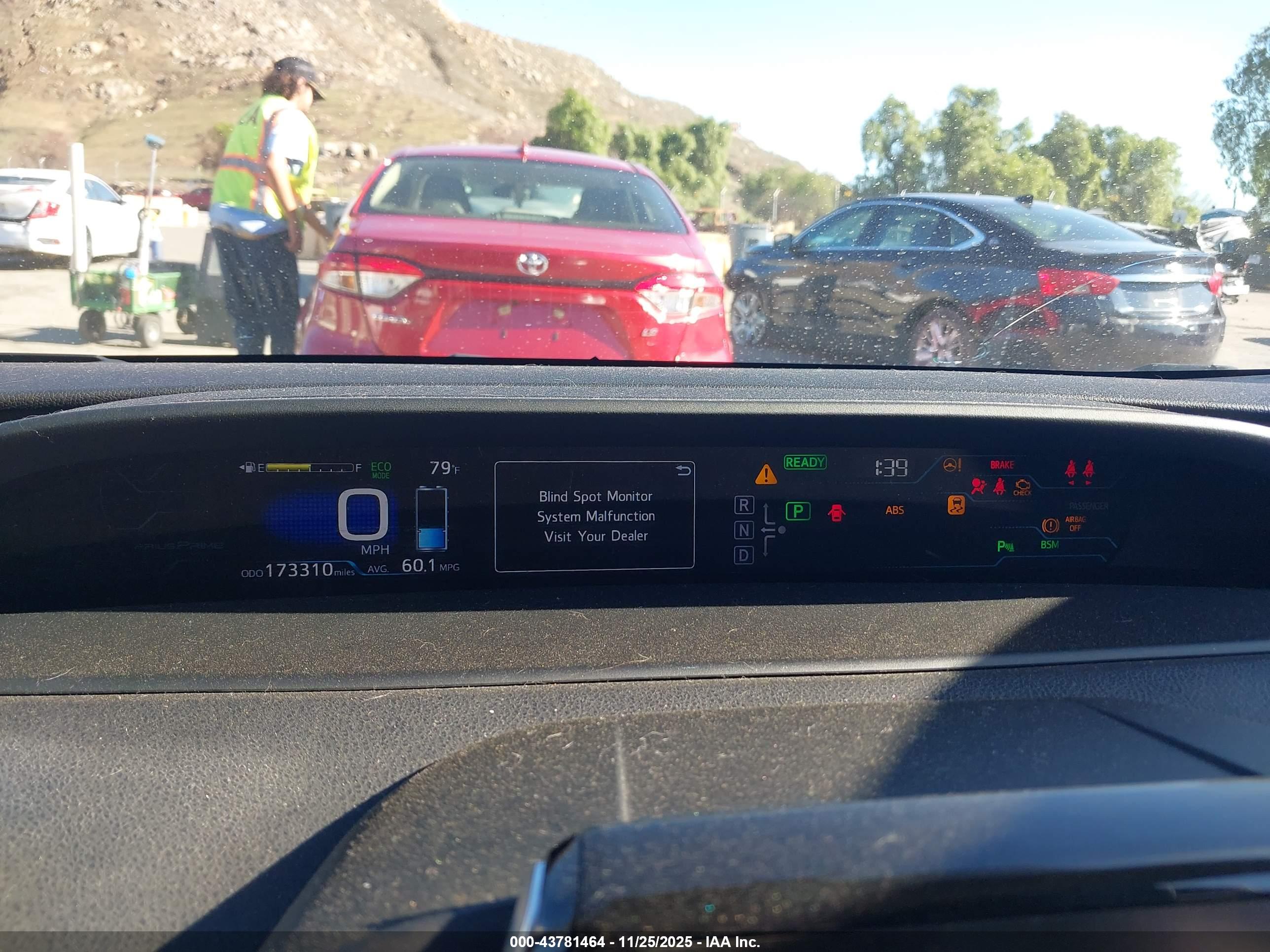 TOYOTA PRIUS image 7