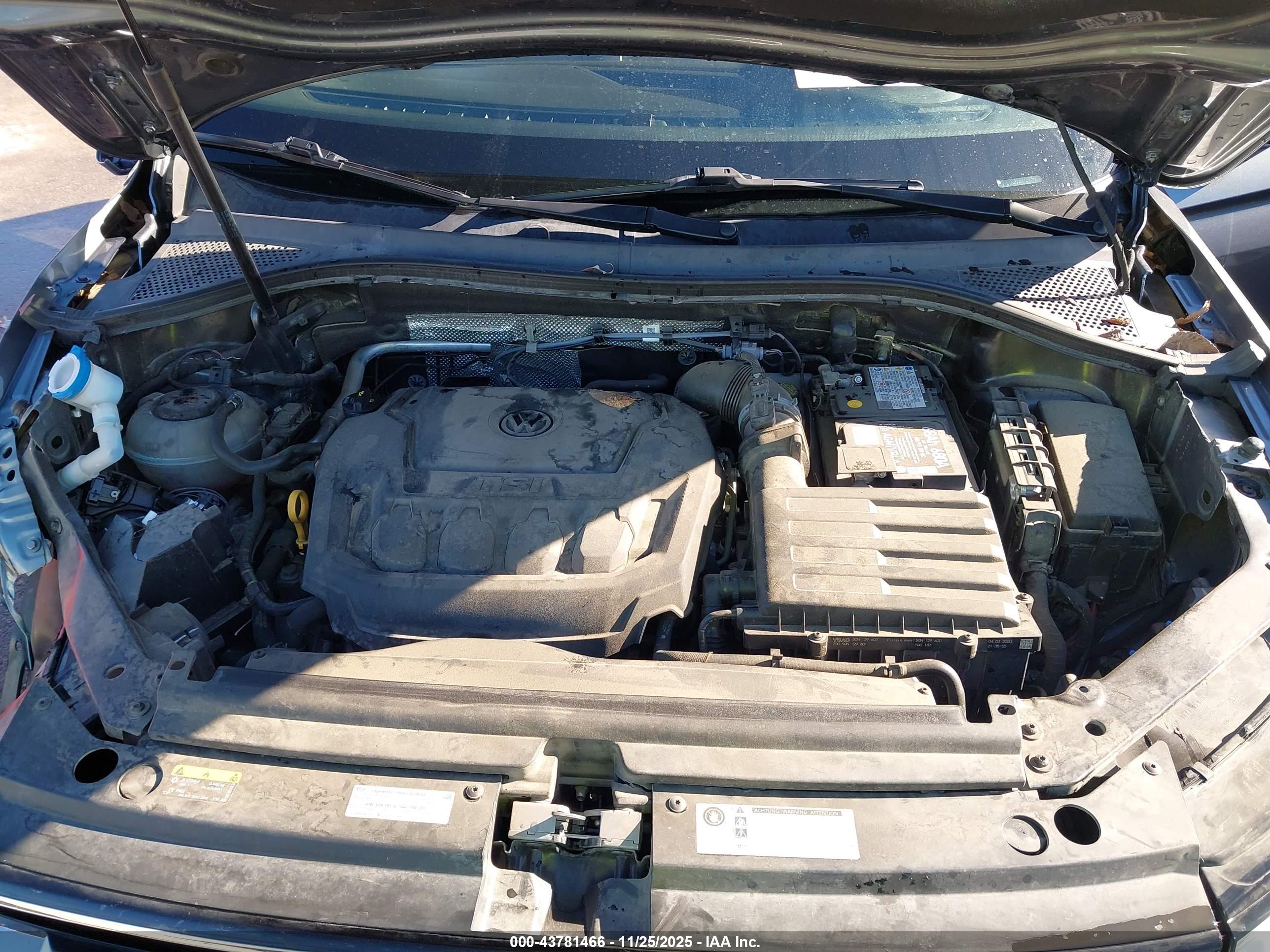 VOLKSWAGEN TIGUAN image 10