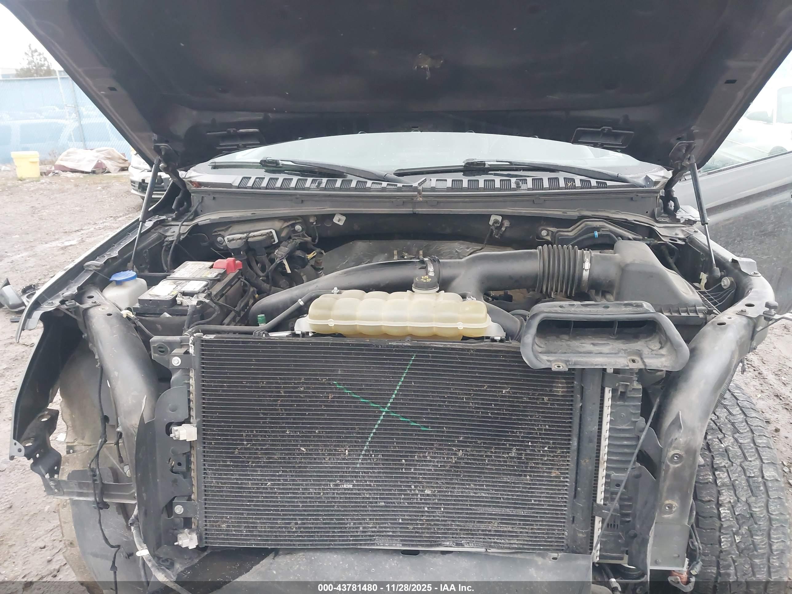 FORD EXPEDITION image 10